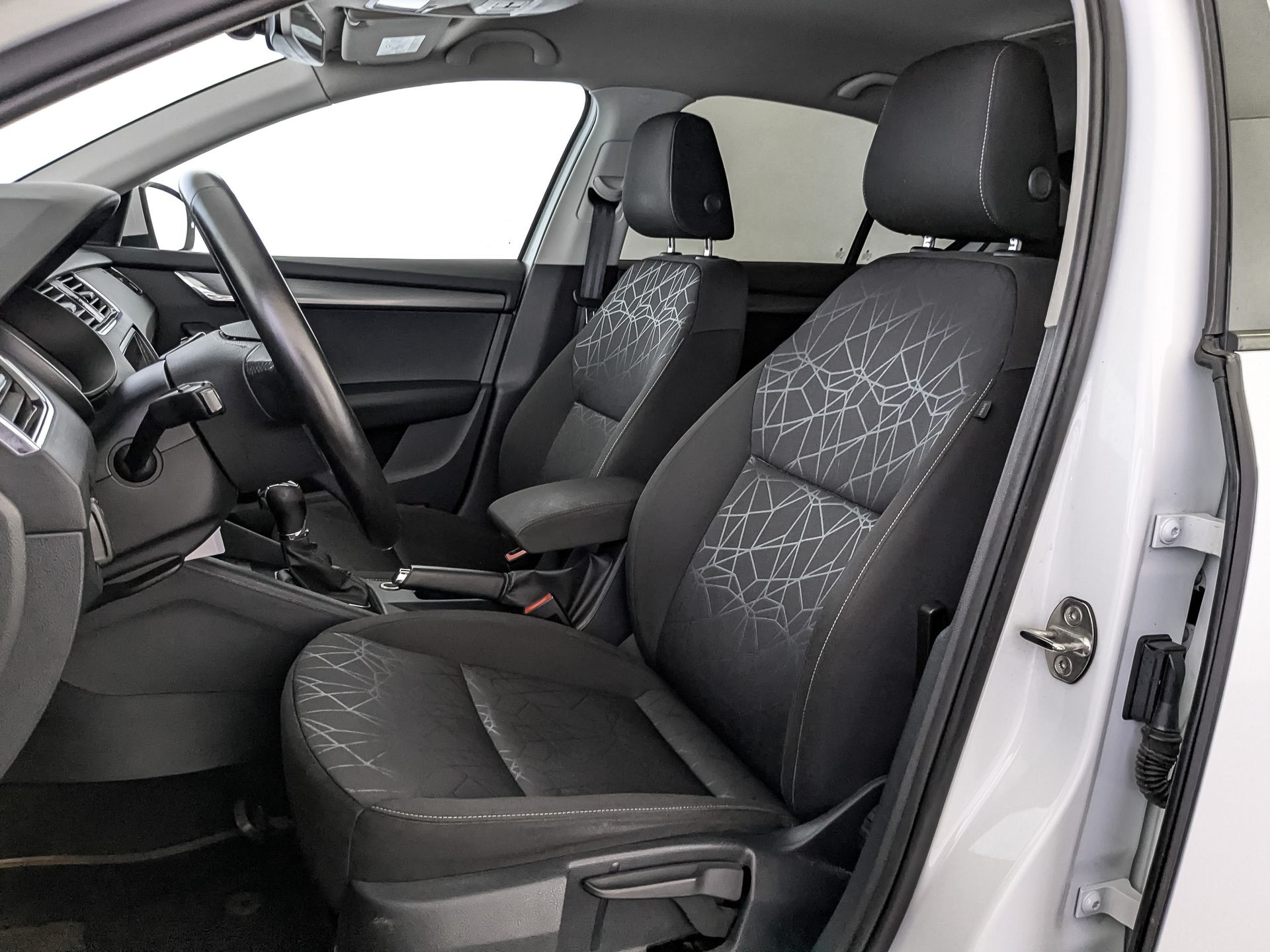 SKODA Octavia 1.40 (150 л.с), автомат, 2019, пробег 148 647 км