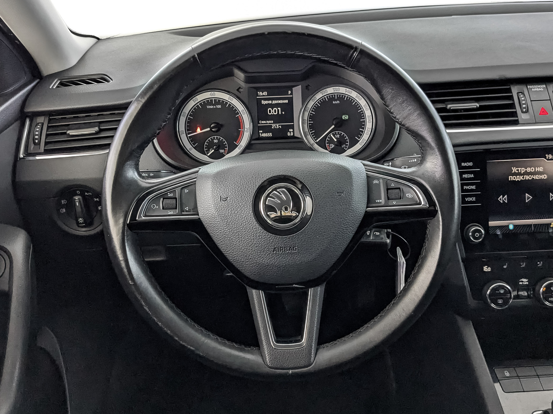 SKODA Octavia 1.40 (150 л.с), автомат, 2019, пробег 148 647 км