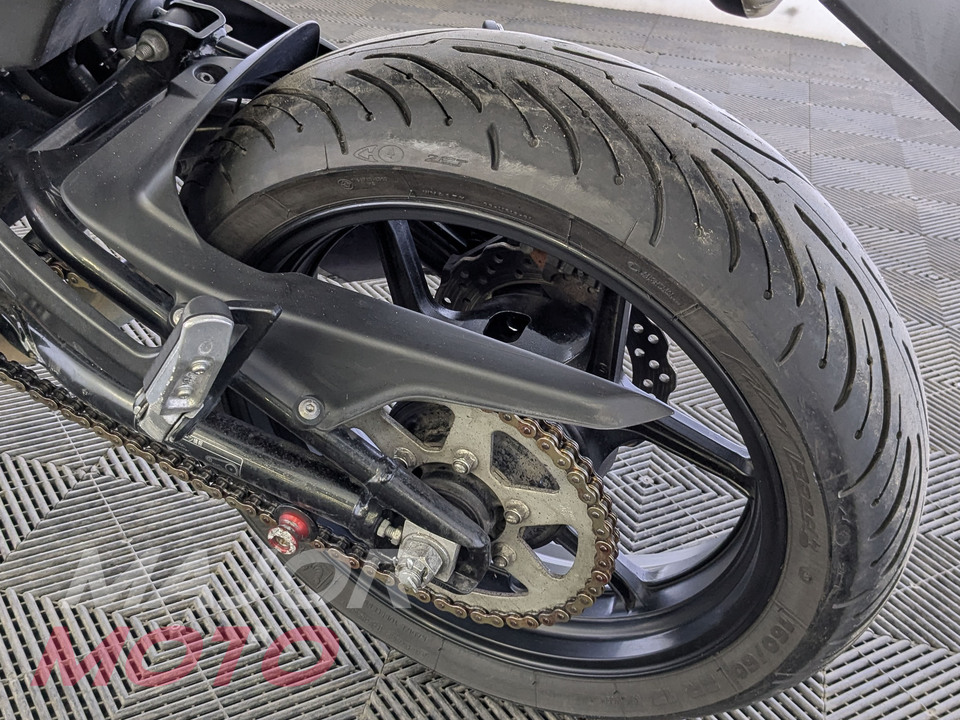 Kawasaki Ninja 400 - фото №9
