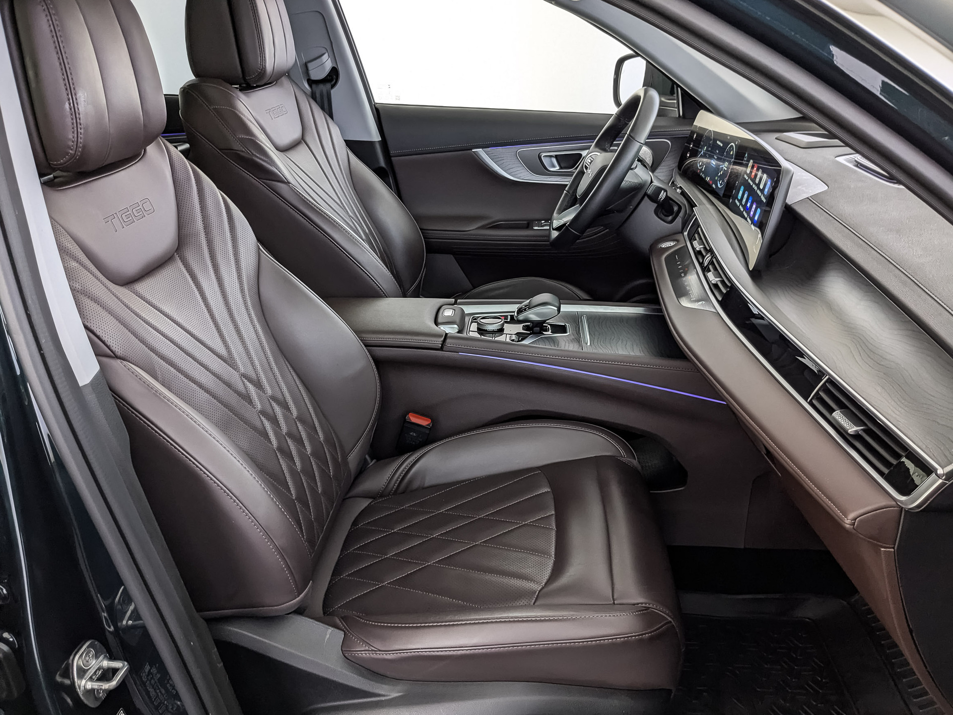 CHERY Tiggo 8 Pro 2.00 (197 л.с), автомат, 2024, пробег 37 529 км