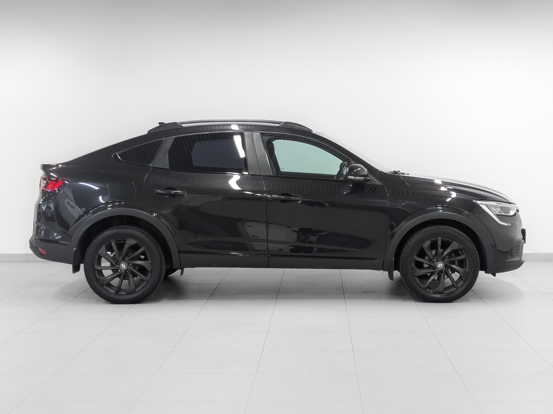 RENAULT Arkana 1.30 (150 л.с), автомат, 2019, пробег 113 464 км