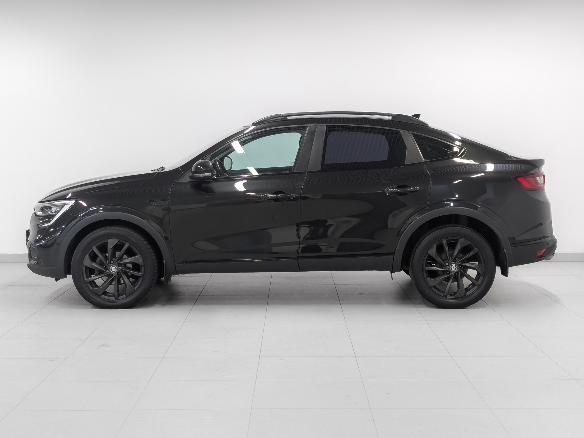 RENAULT Arkana 1.30 (150 л.с), автомат, 2019, пробег 113 464 км