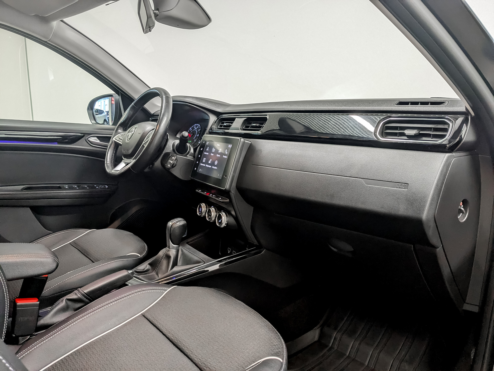 RENAULT Arkana 1.30 (150 л.с), автомат, 2019, пробег 113 464 км