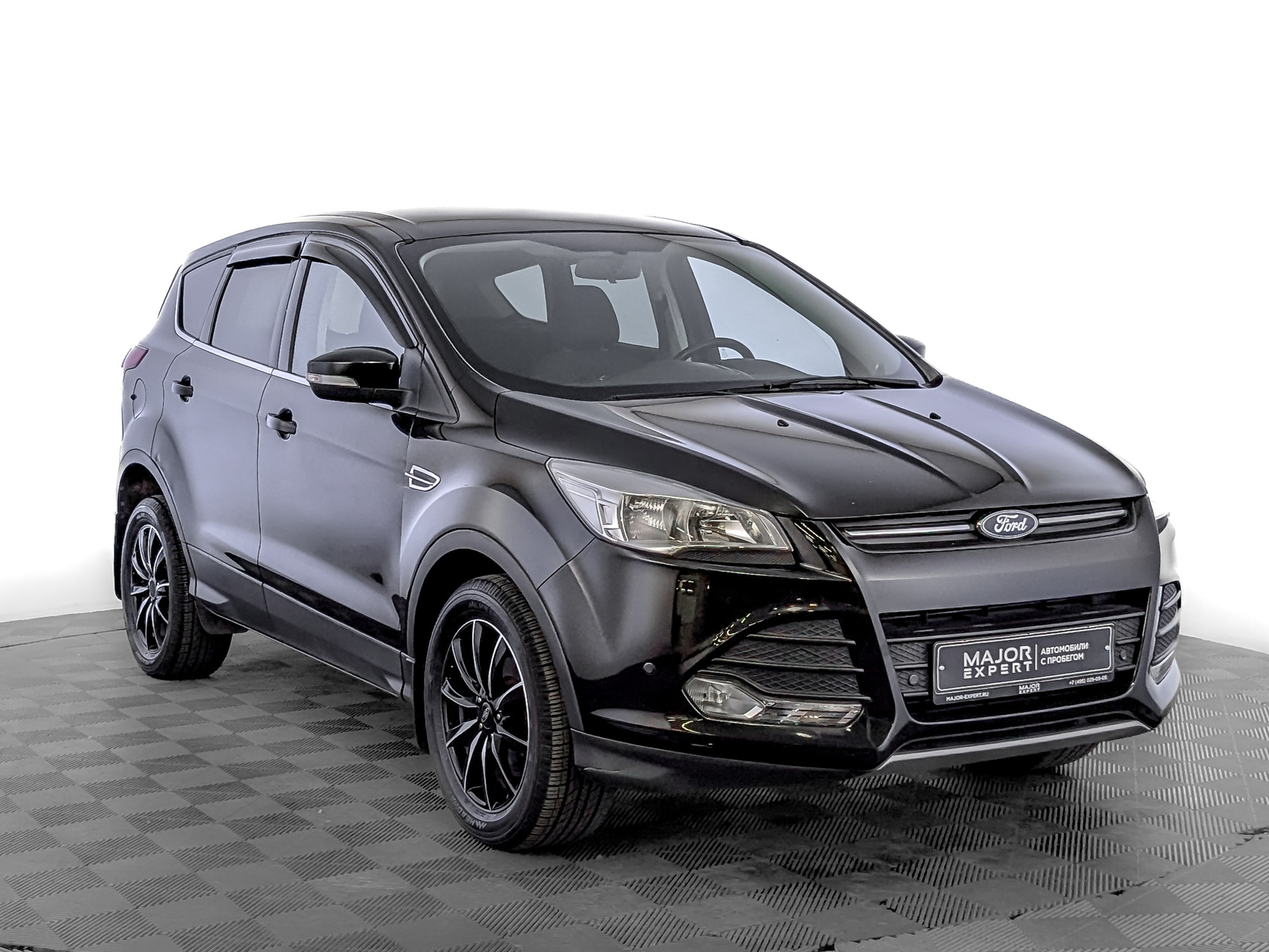 FORD Kuga 2.50 (150 л.с), автомат, 2015, пробег 77 992 км
