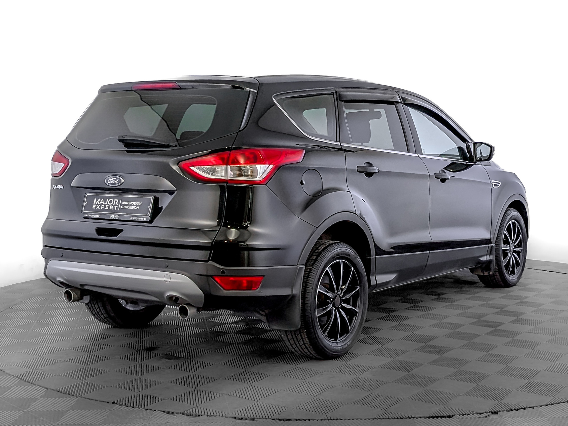 FORD Kuga 2.50 (150 л.с), автомат, 2015, пробег 77 992 км