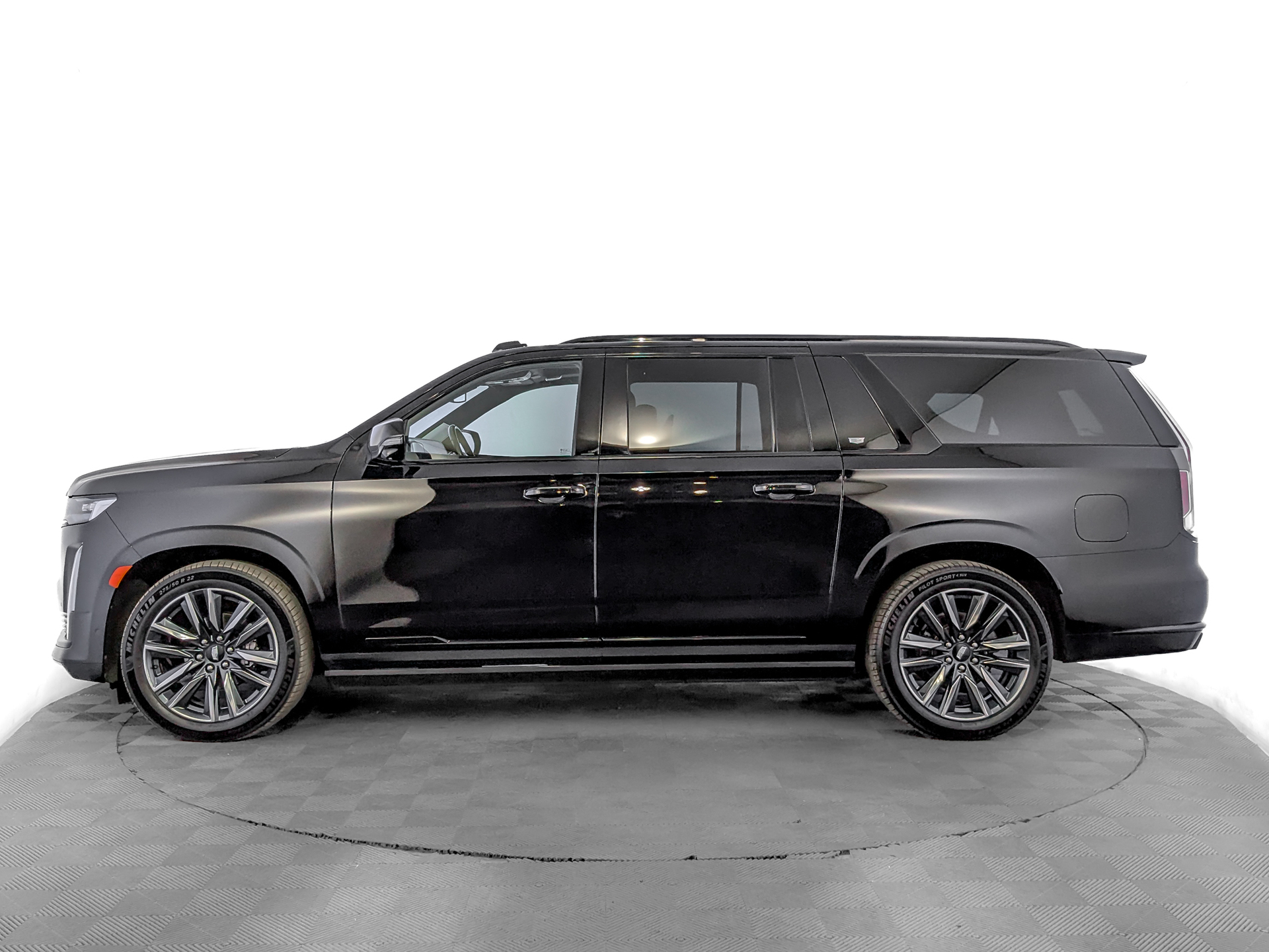 CADILLAC Escalade 6.20 (416 л.с), автомат, 2021, пробег 167 430 км