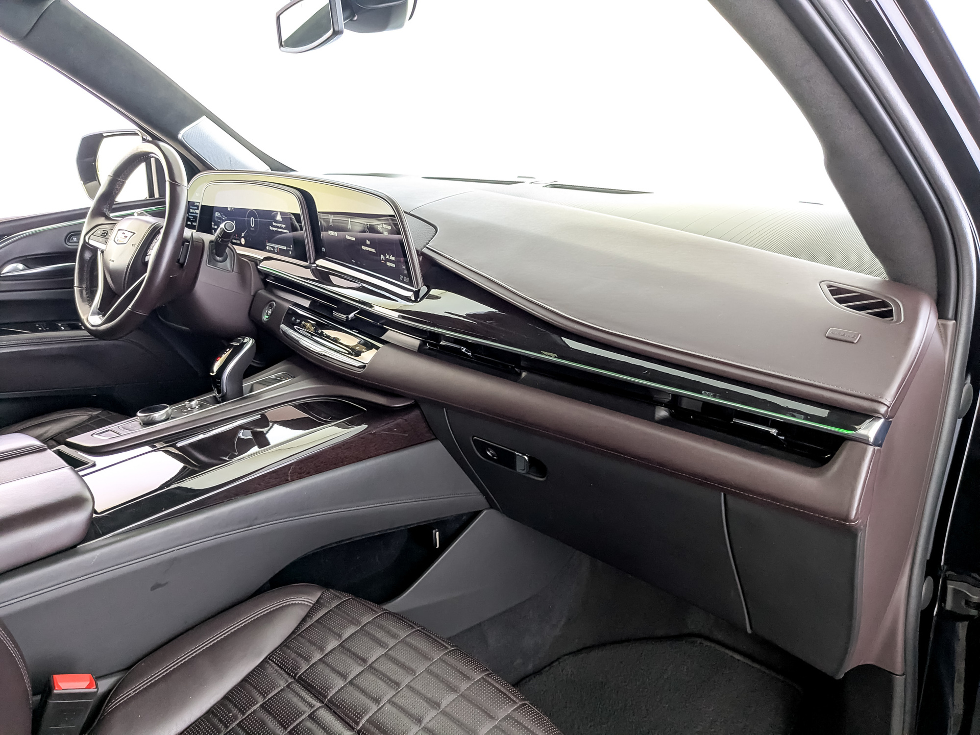CADILLAC Escalade 6.20 (416 л.с), автомат, 2021, пробег 167 430 км