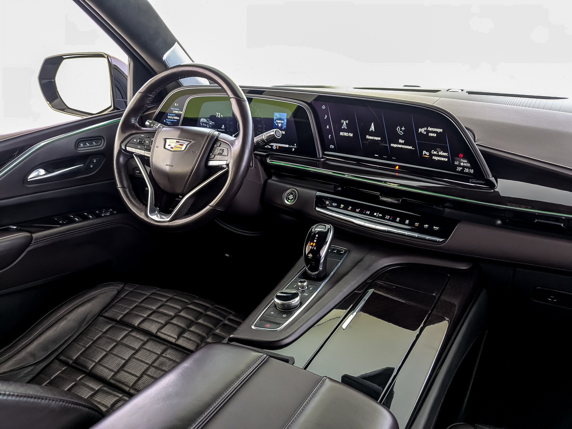 CADILLAC Escalade 6.20 (416 л.с), автомат, 2021, пробег 167 430 км