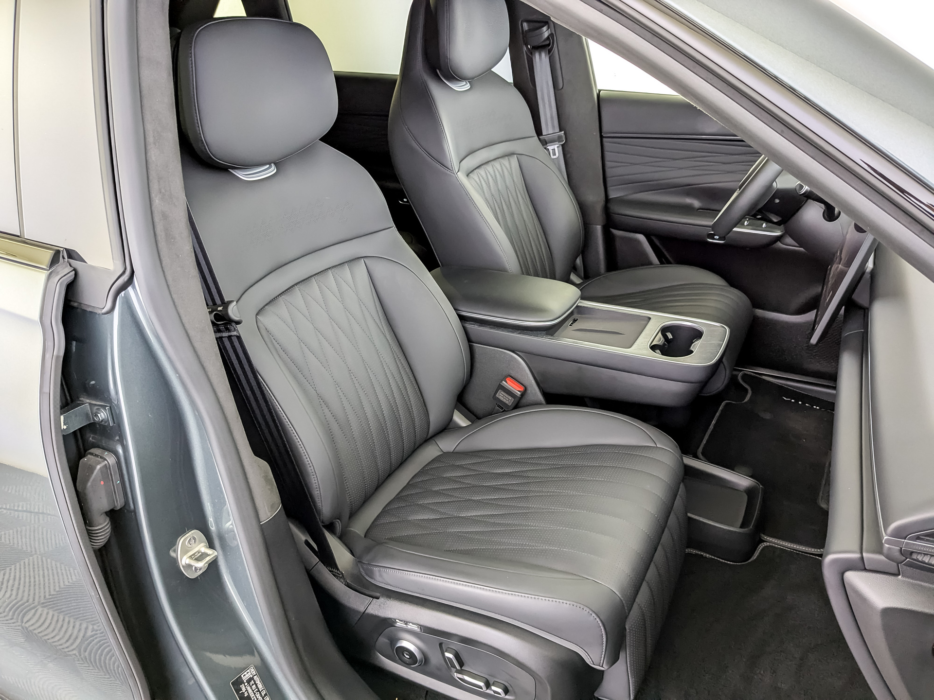 EXLANTIX ET 1.50 (190 л.с), автомат, 2025, пробег 12 407 км