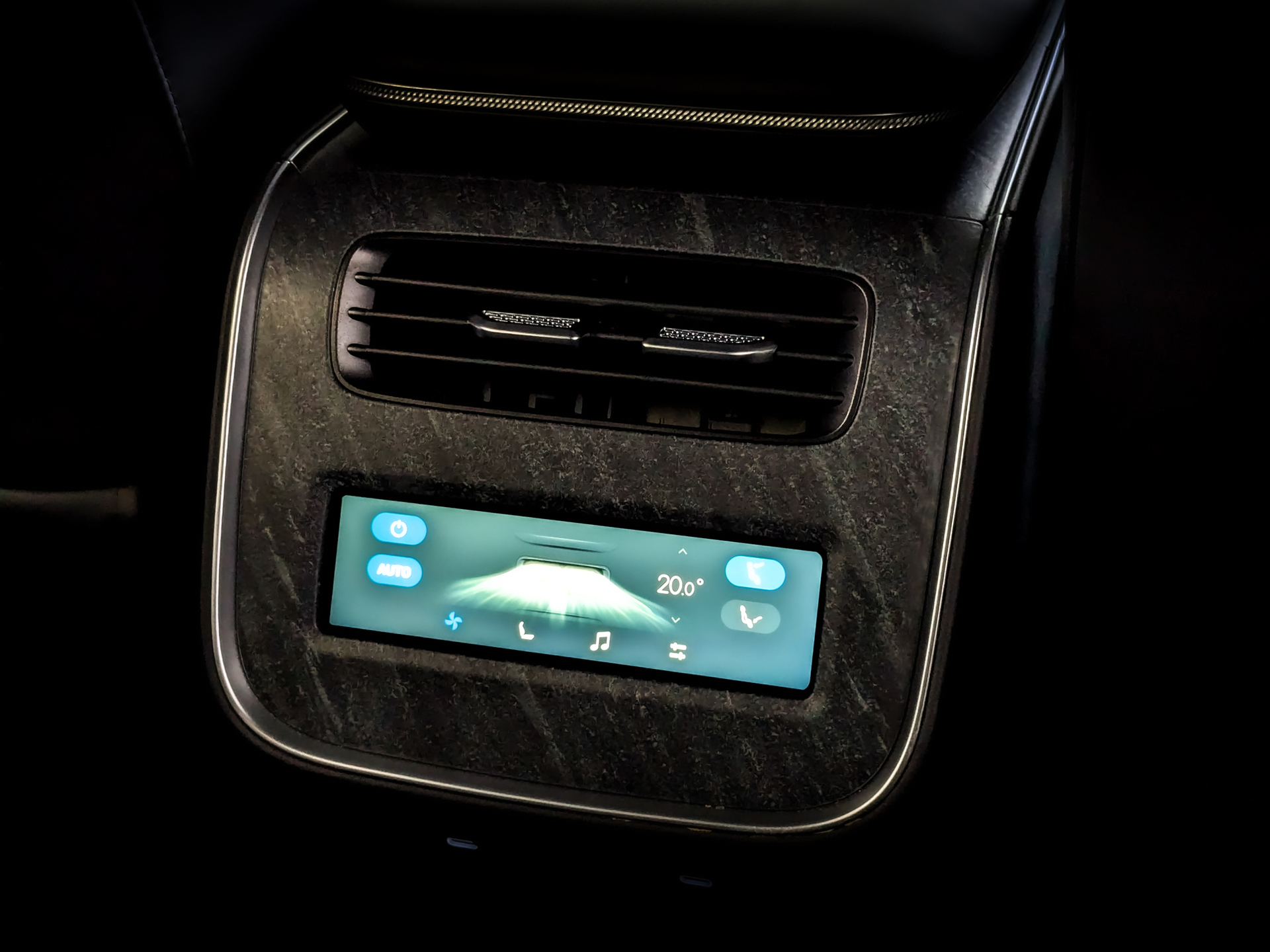 EXLANTIX ET 1.50 (190 л.с), автомат, 2025, пробег 12 407 км