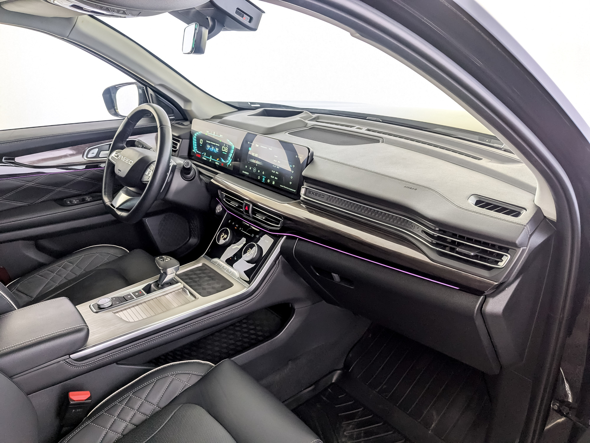 EXEED VX 2.00 (249 л.с), автомат, 2023, пробег 77 833 км