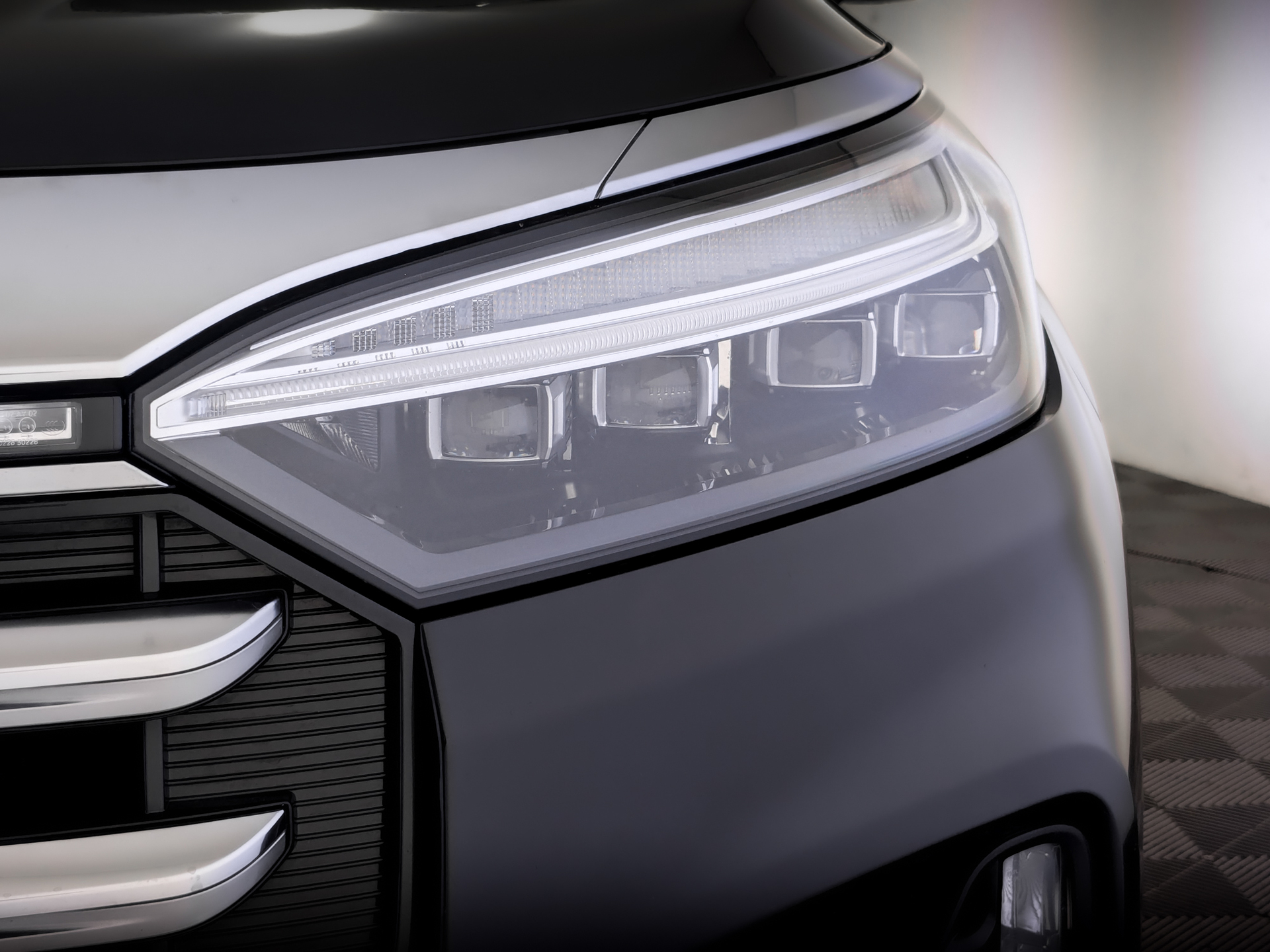 EXEED VX 2.00 (249 л.с), автомат, 2023, пробег 77 833 км
