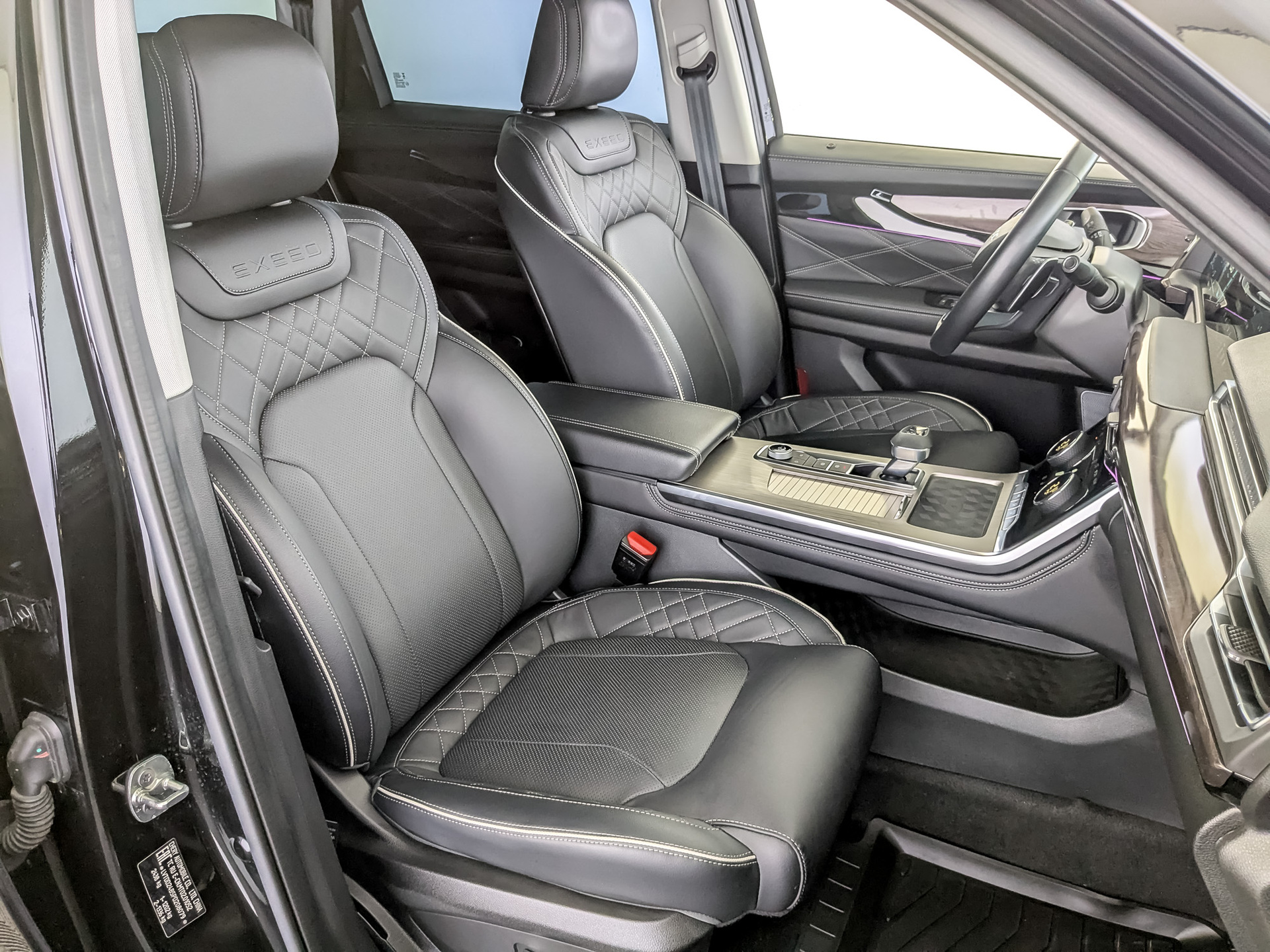 EXEED VX 2.00 (249 л.с), автомат, 2023, пробег 77 833 км