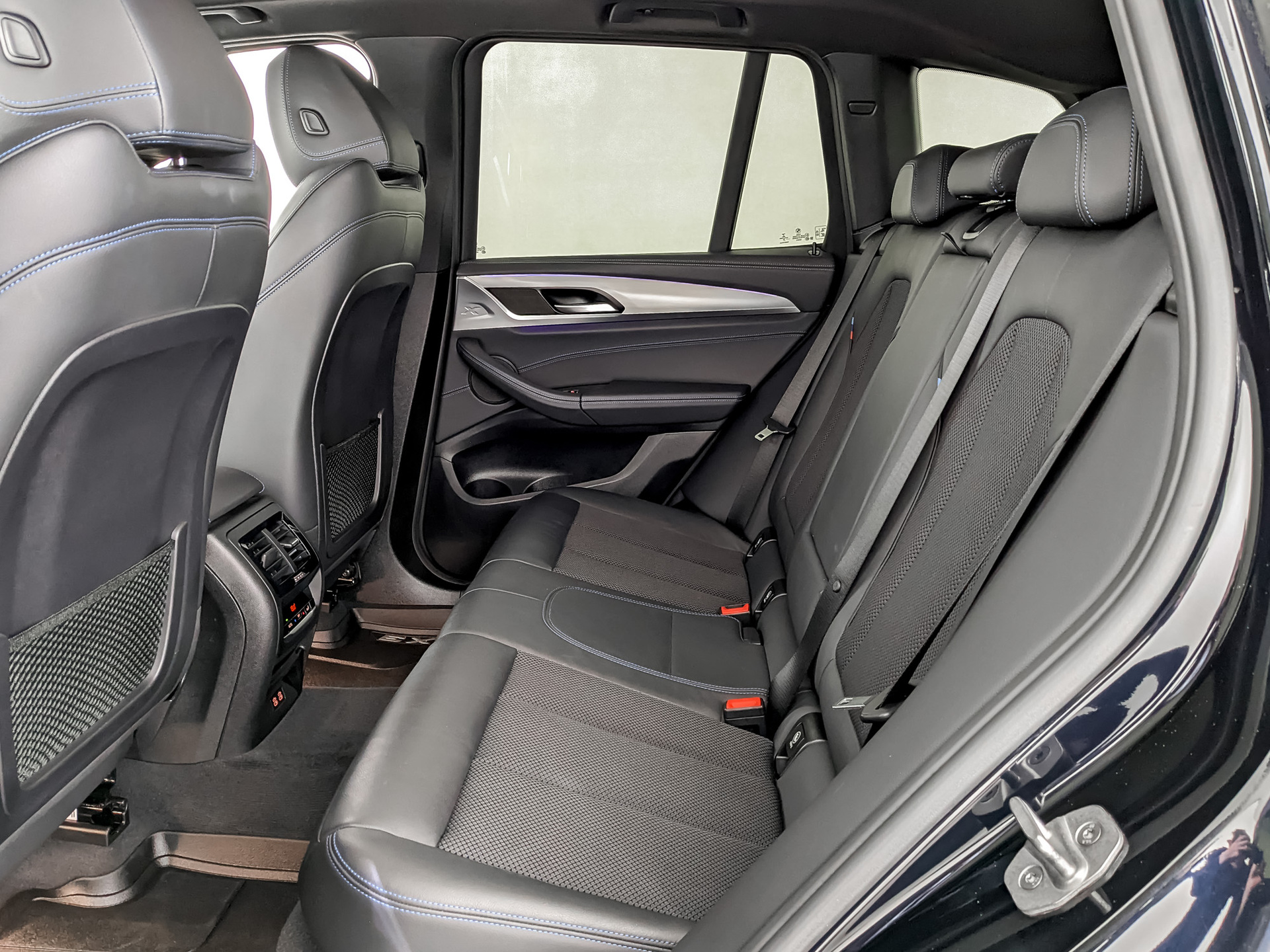 BMW X3 2.00 (184 л.с), автомат, 2020, пробег 81 016 км