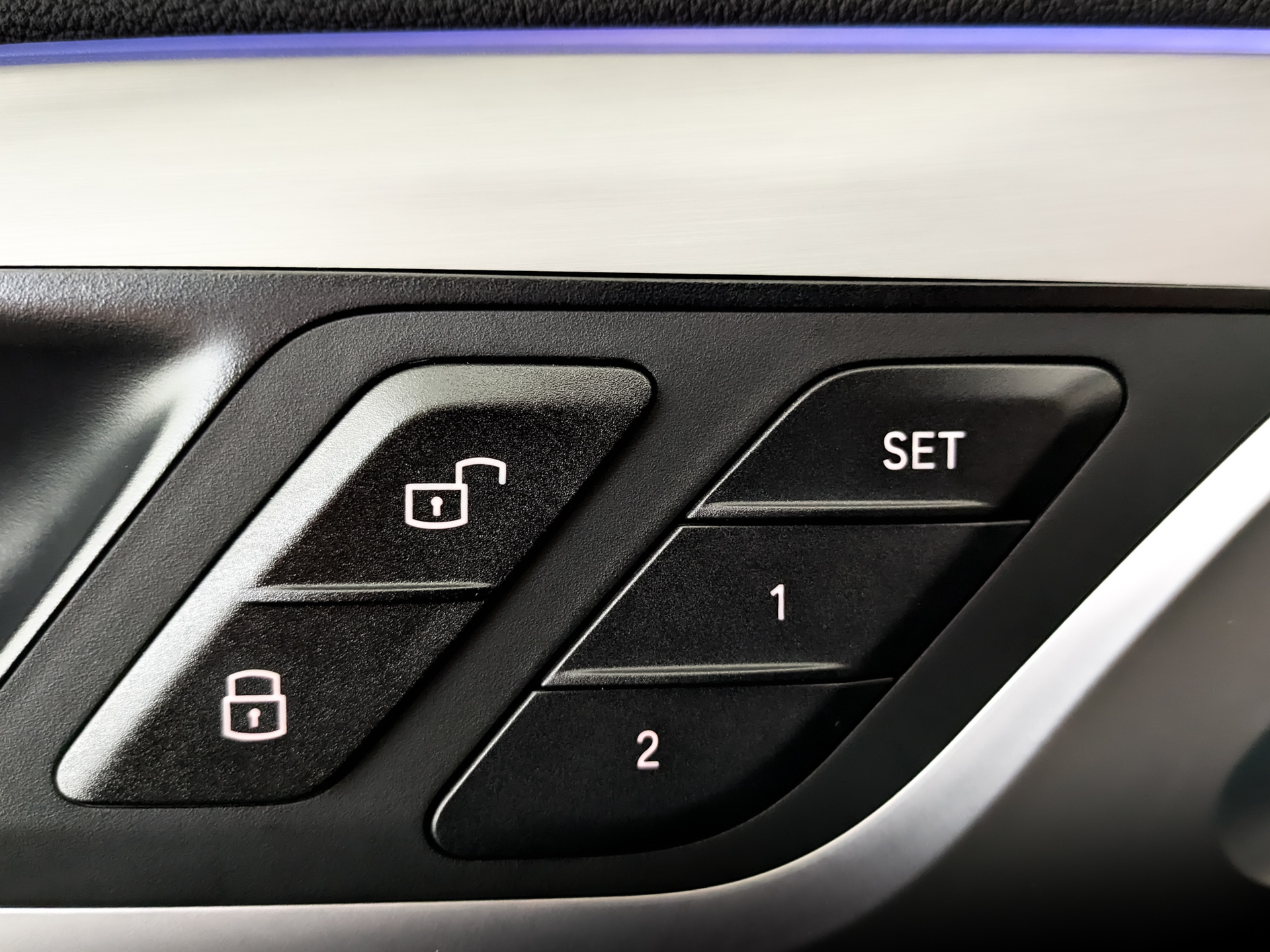 BMW X3 2.00 (184 л.с), автомат, 2020, пробег 81 016 км
