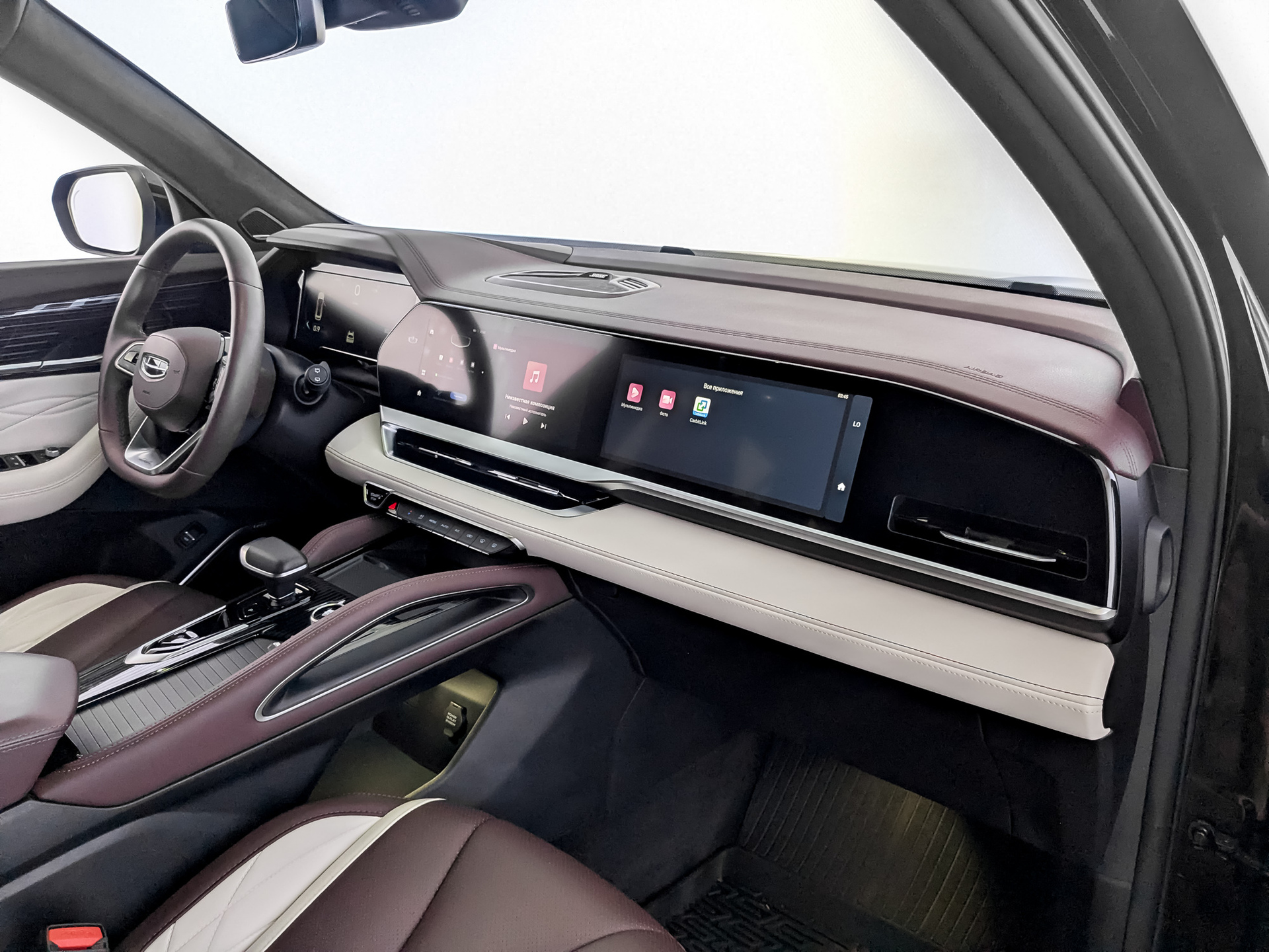 GEELY Monjaro 2.00 (238 л.с), автомат, 2023, пробег 26 976 км