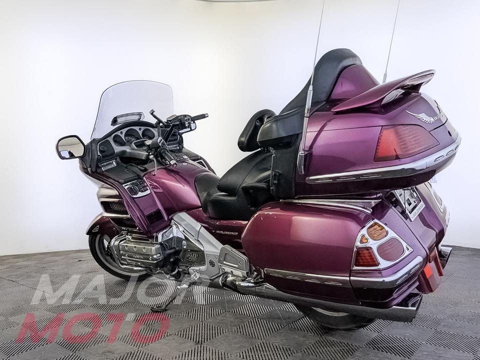 Honda GL 1800 - фото №8