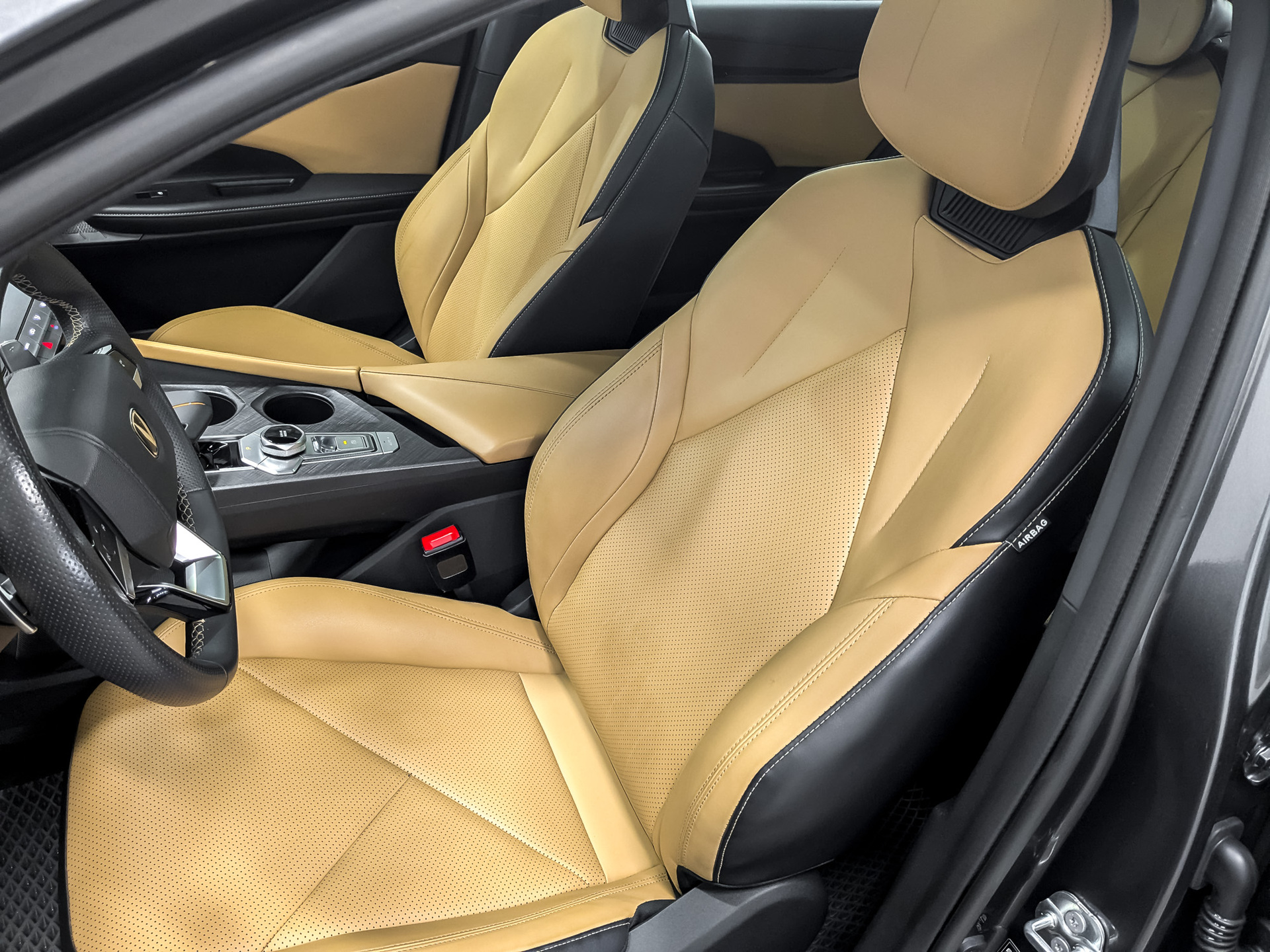 CHANGAN UNI-V 1.50 (181 л.с), автомат, 2022, пробег 138 080 км