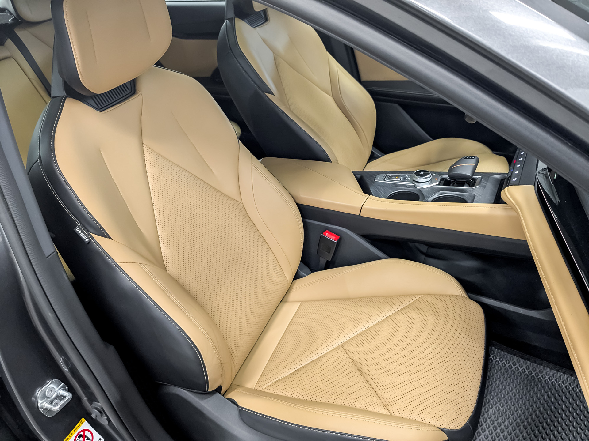 CHANGAN UNI-V 1.50 (181 л.с), автомат, 2022, пробег 138 080 км