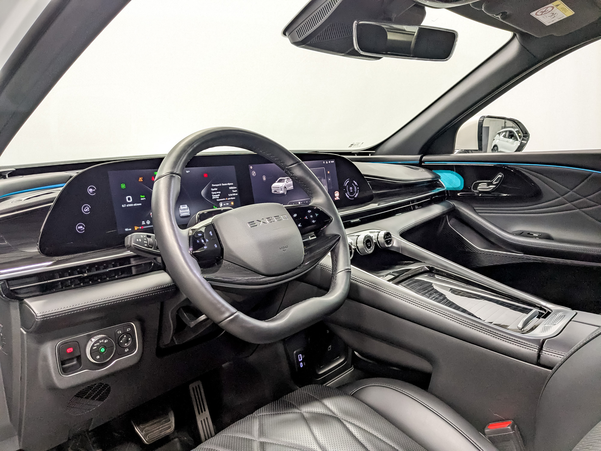 EXEED RX 2.00 (249 л.с), автомат, 2023, пробег 52 892 км