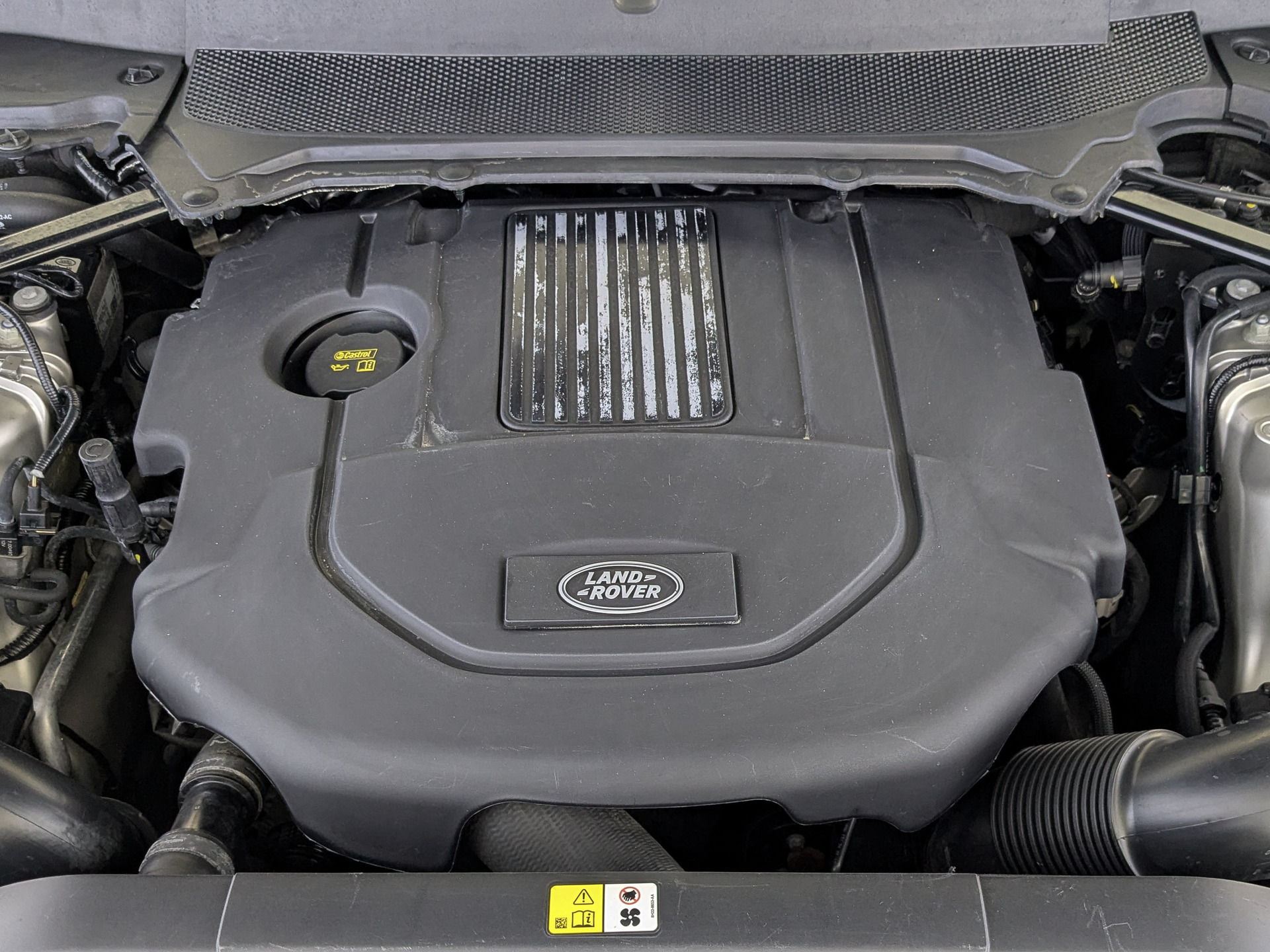 LAND ROVER Range Rover Sport 3.00 (306 л.с), автомат, 2017, пробег 121 250 км