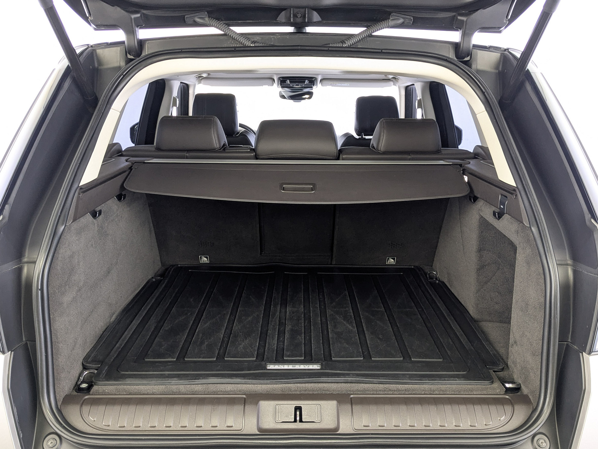 LAND ROVER Range Rover Sport 3.00 (306 л.с), автомат, 2017, пробег 121 250 км