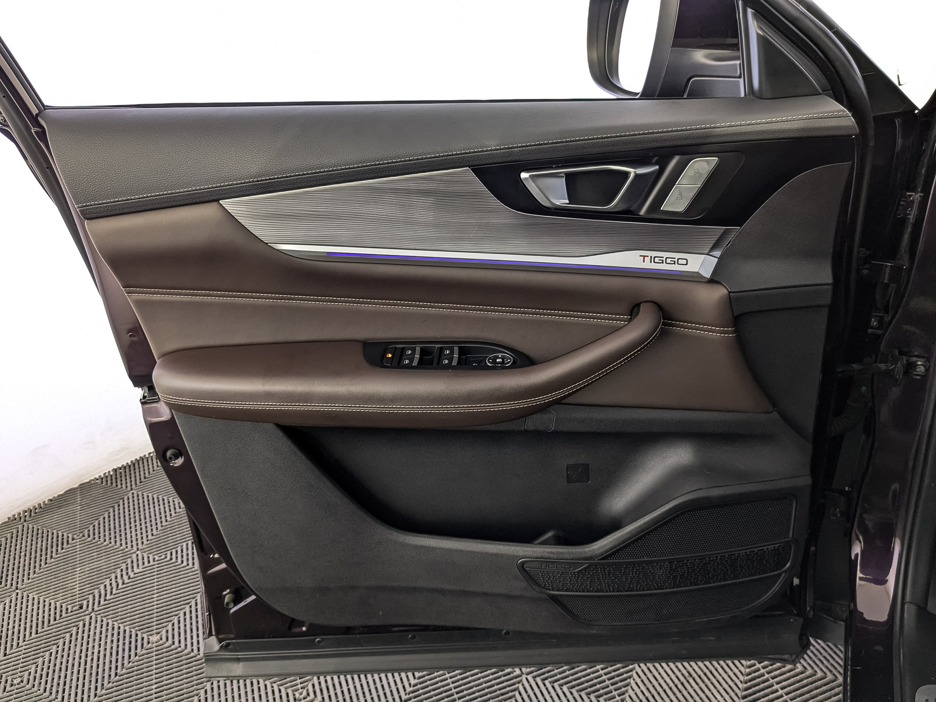 CHERY Tiggo 8 Pro 1.60 (186 л.с), автомат, 2021, пробег 65 378 км