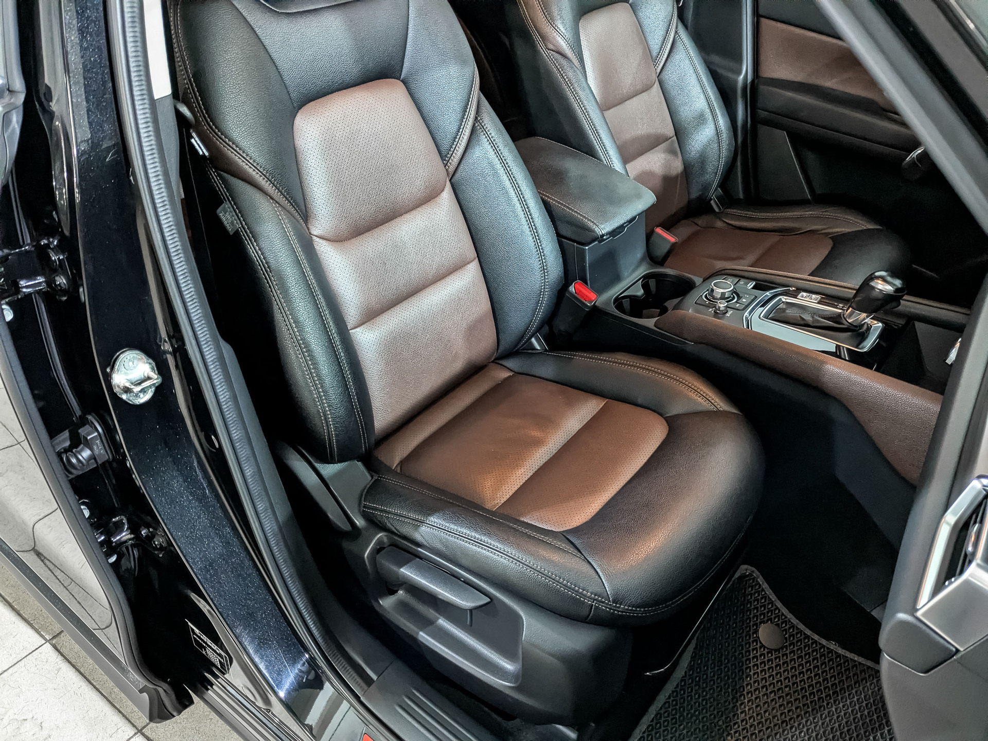 MAZDA CX-5 2.00 (150 л.с), автомат, 2018, пробег 136 389 км
