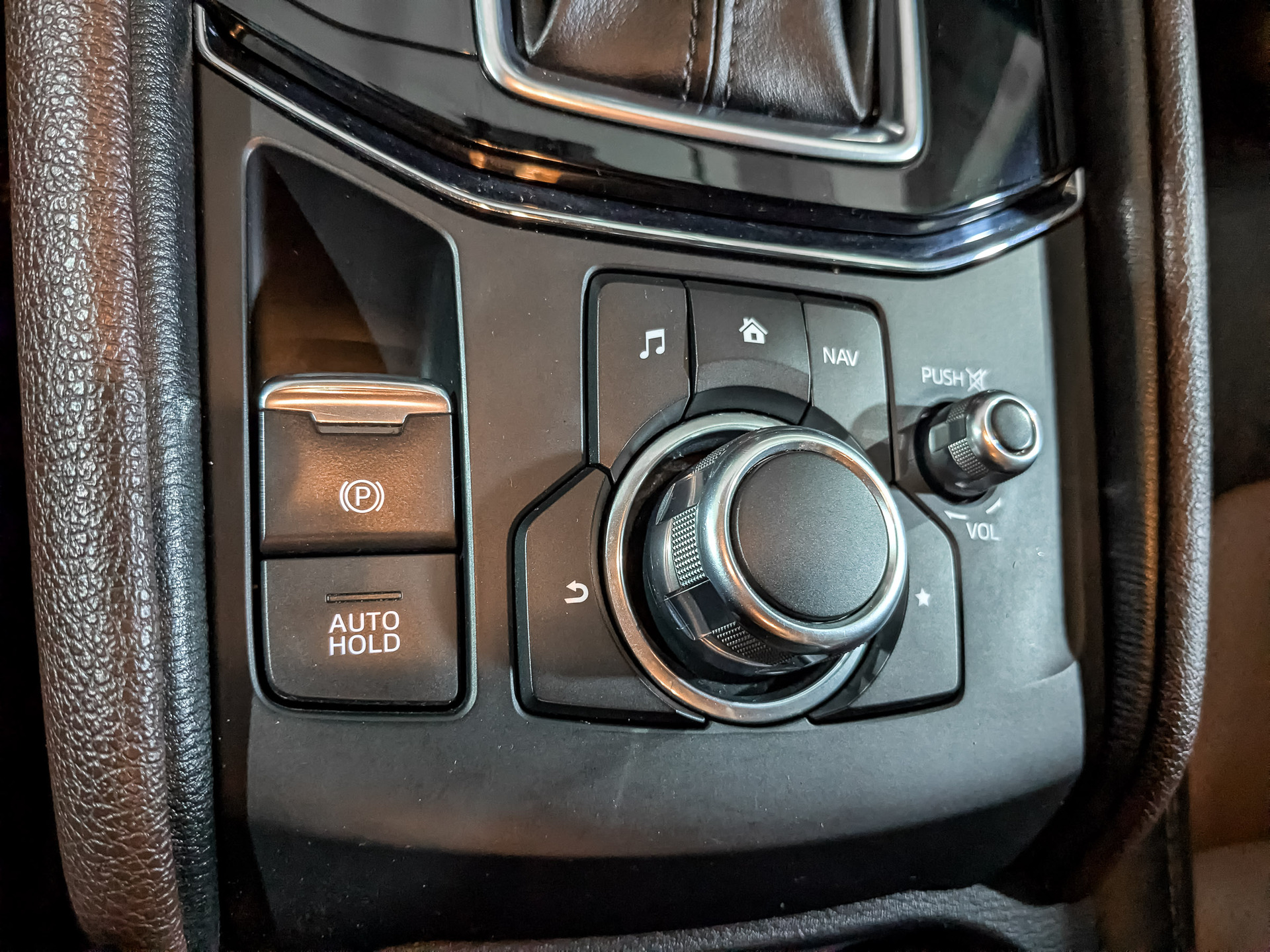 MAZDA CX-5 2.00 (150 л.с), автомат, 2018, пробег 136 389 км