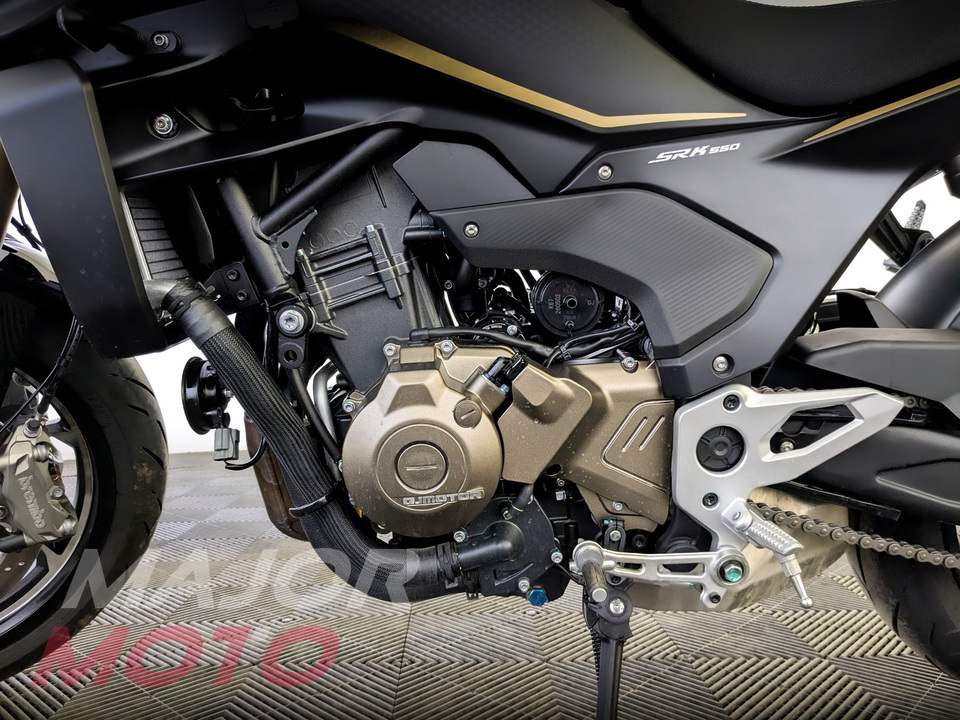 QJMotor SRK 550 - фото №9