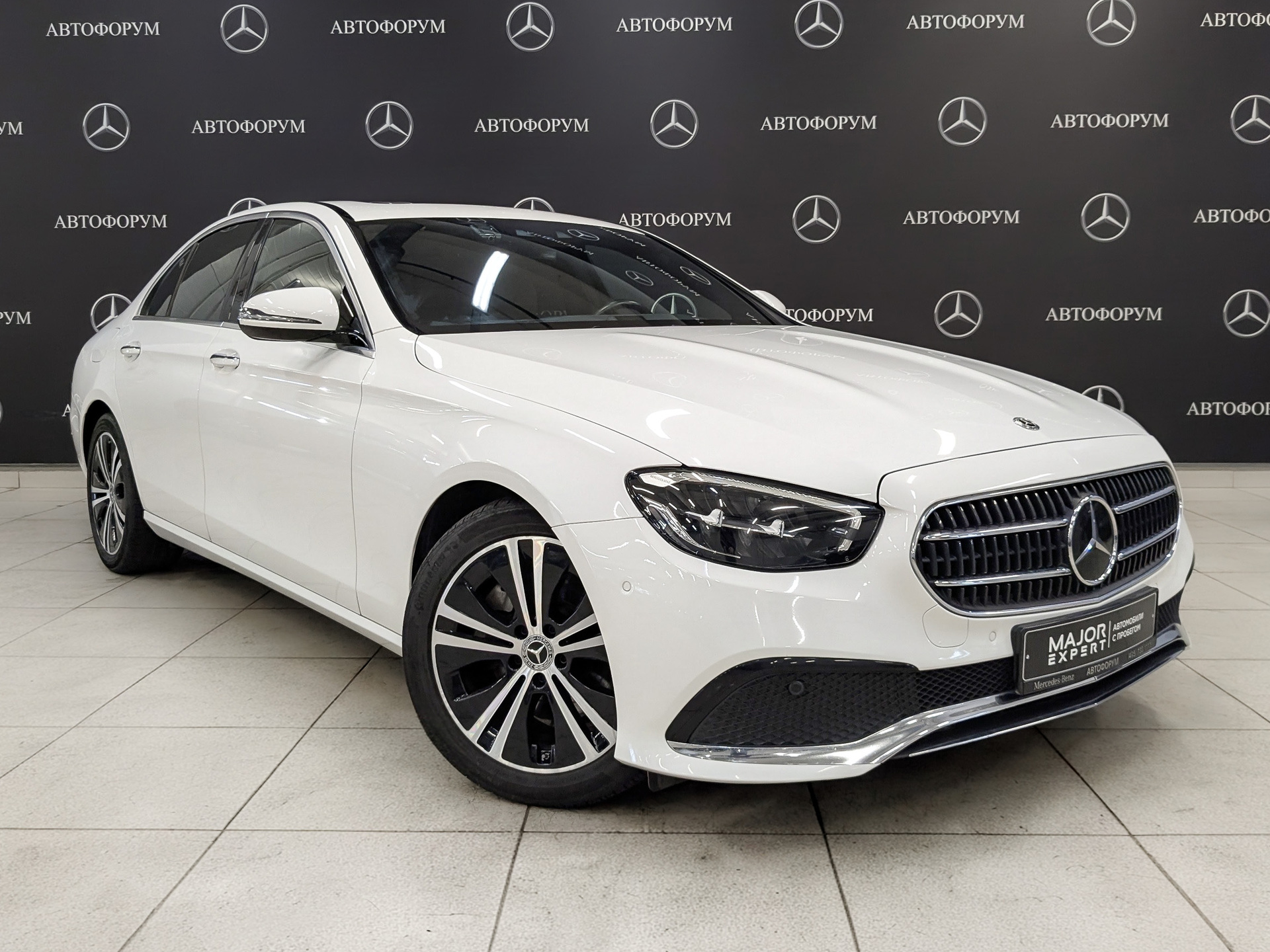 MERCEDES-BENZ E-Класс 2.00 (211 л.с), автомат, 2021, пробег 92 500 км