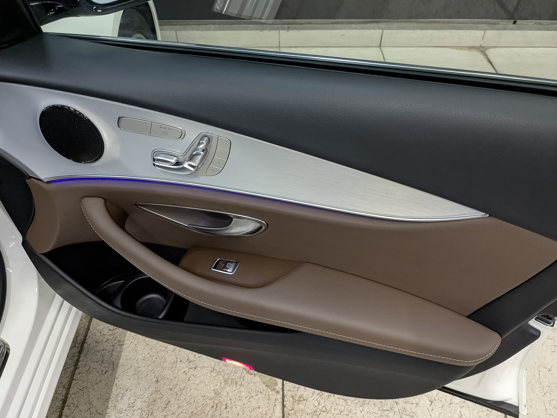 MERCEDES-BENZ E-Класс 2.00 (211 л.с), автомат, 2021, пробег 92 500 км