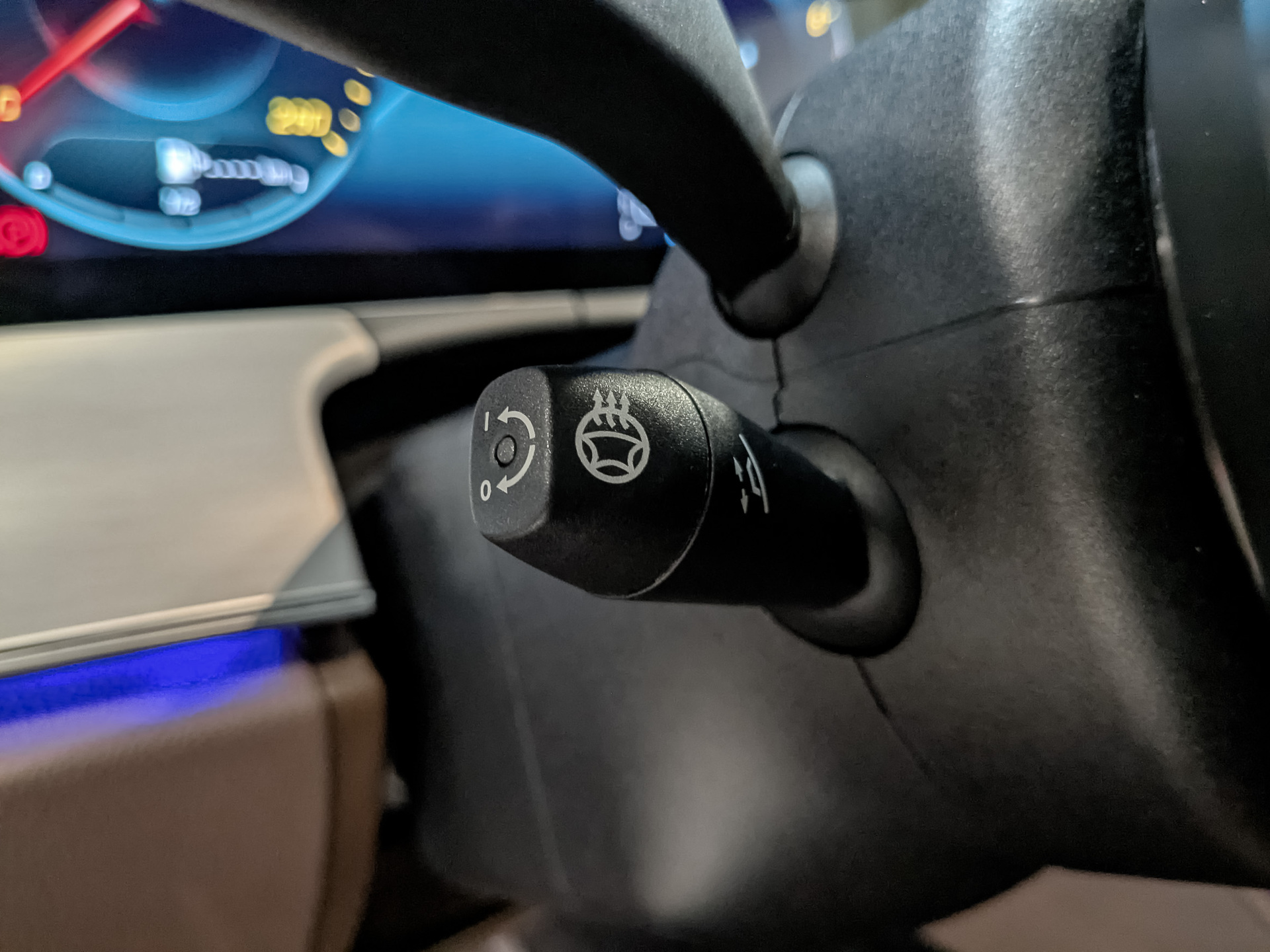 MERCEDES-BENZ E-Класс 2.00 (211 л.с), автомат, 2021, пробег 92 500 км