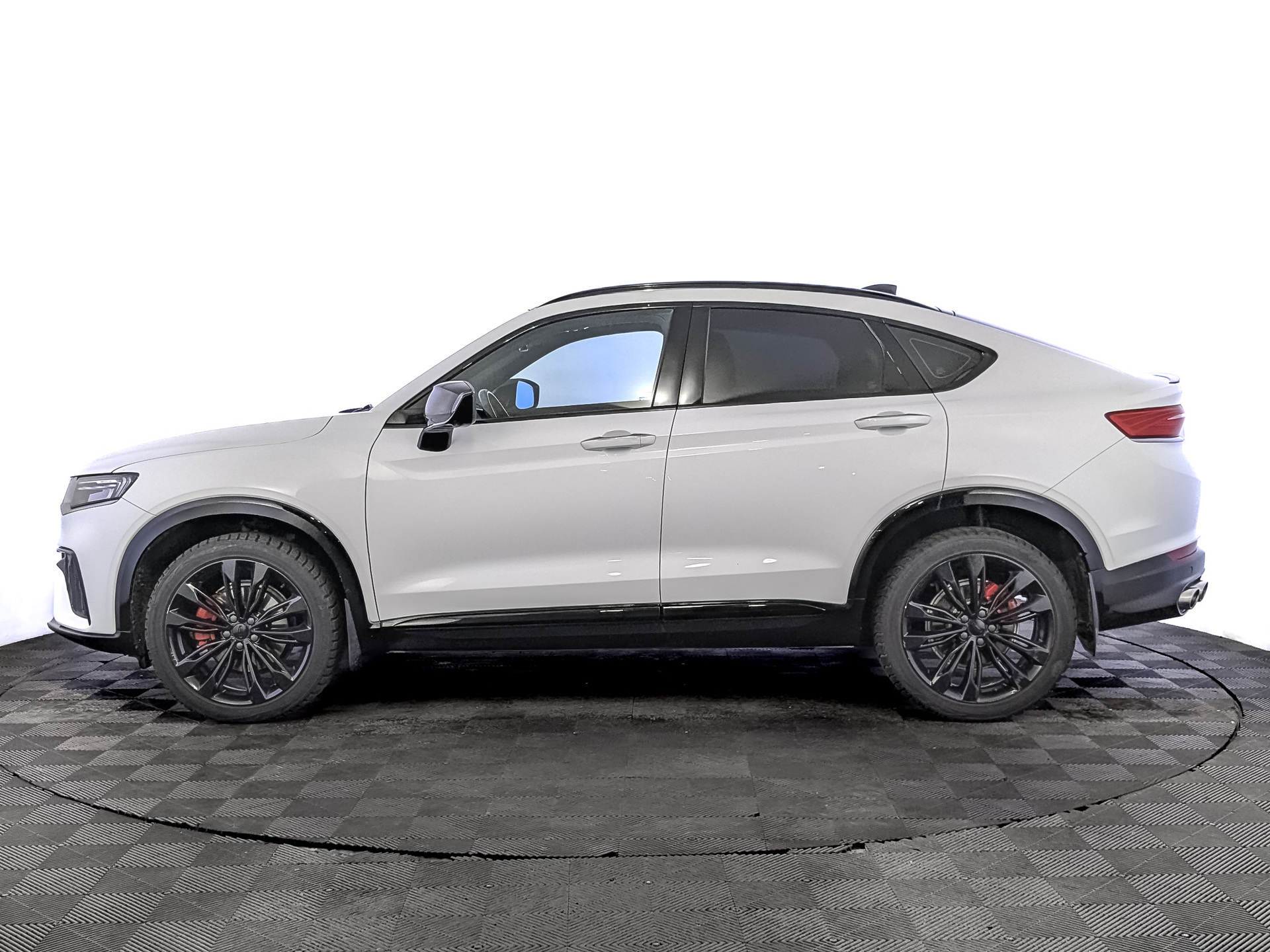 GEELY Tugella 2.00 (238 л.с), автомат, 2023, пробег 89 000 км