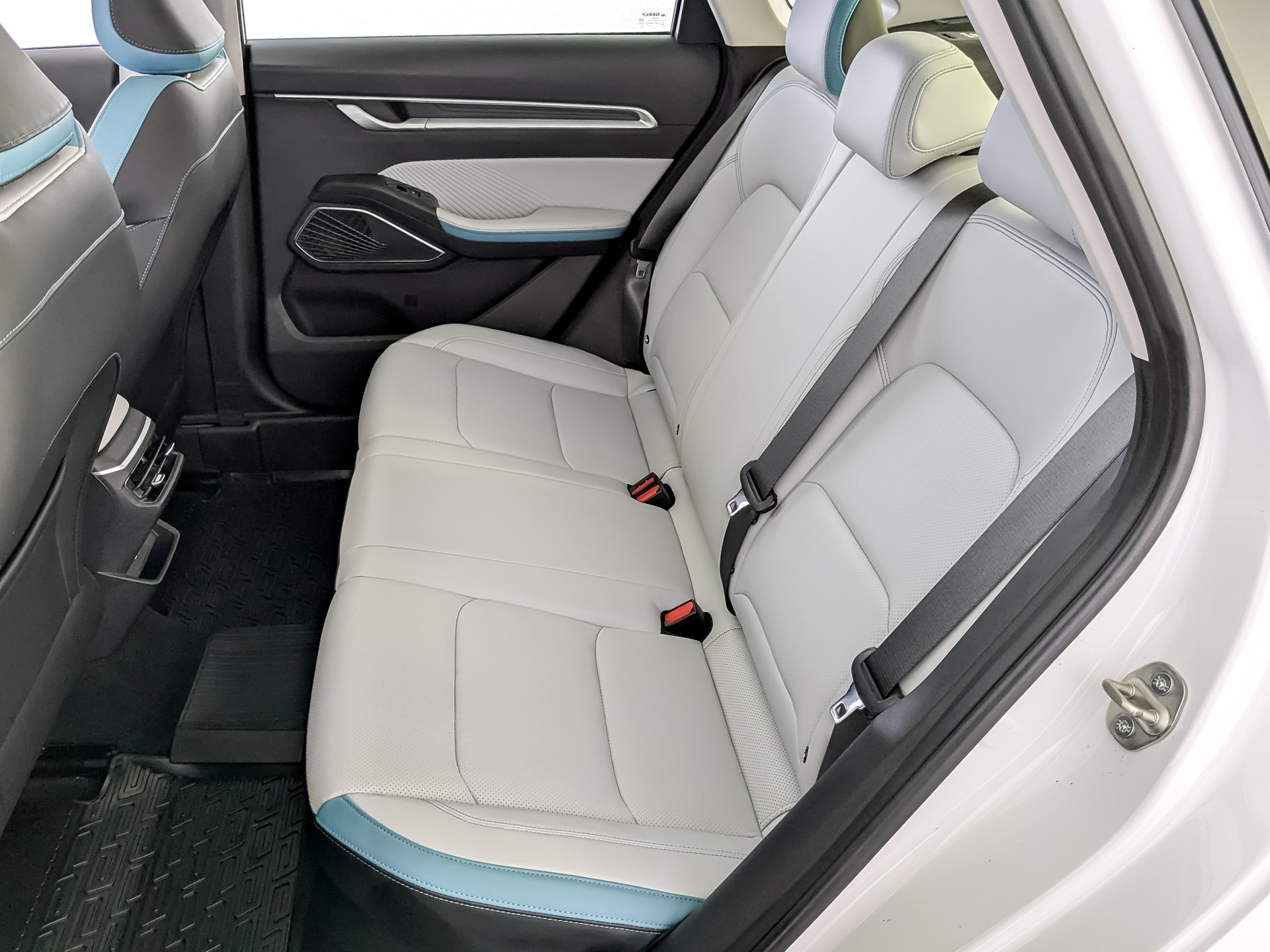 GEELY Emgrand II 1.50 (122 л.с), автомат, 2023, пробег 40 353 км