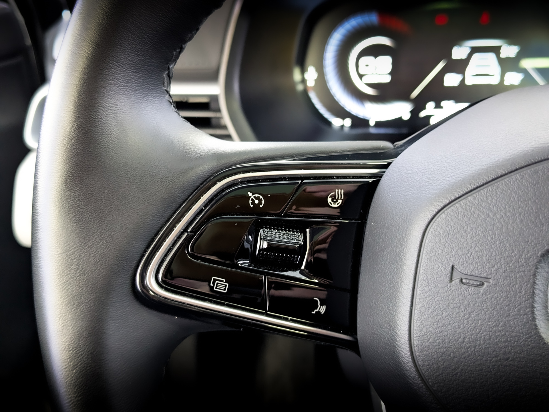 GEELY Emgrand II 1.50 (122 л.с), автомат, 2023, пробег 40 353 км