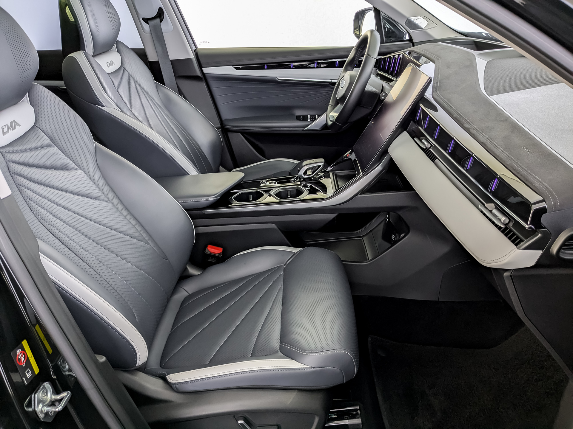 GEELY Atlas II 2.00 (200 л.с), автомат, 2024, пробег 69 150 км