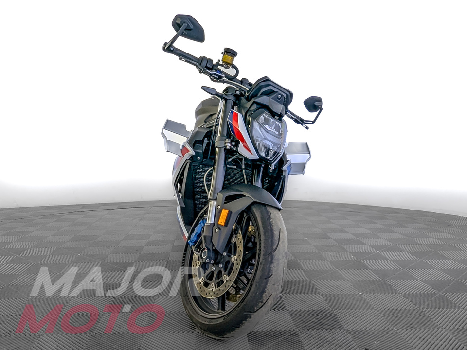 BMW M 1000 R - фото №4