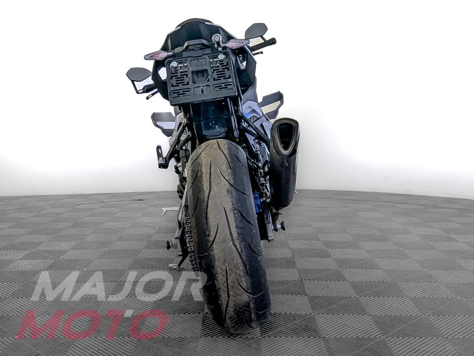 BMW M 1000 R - фото №7