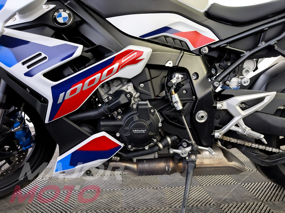 BMW M 1000 R - фото №9