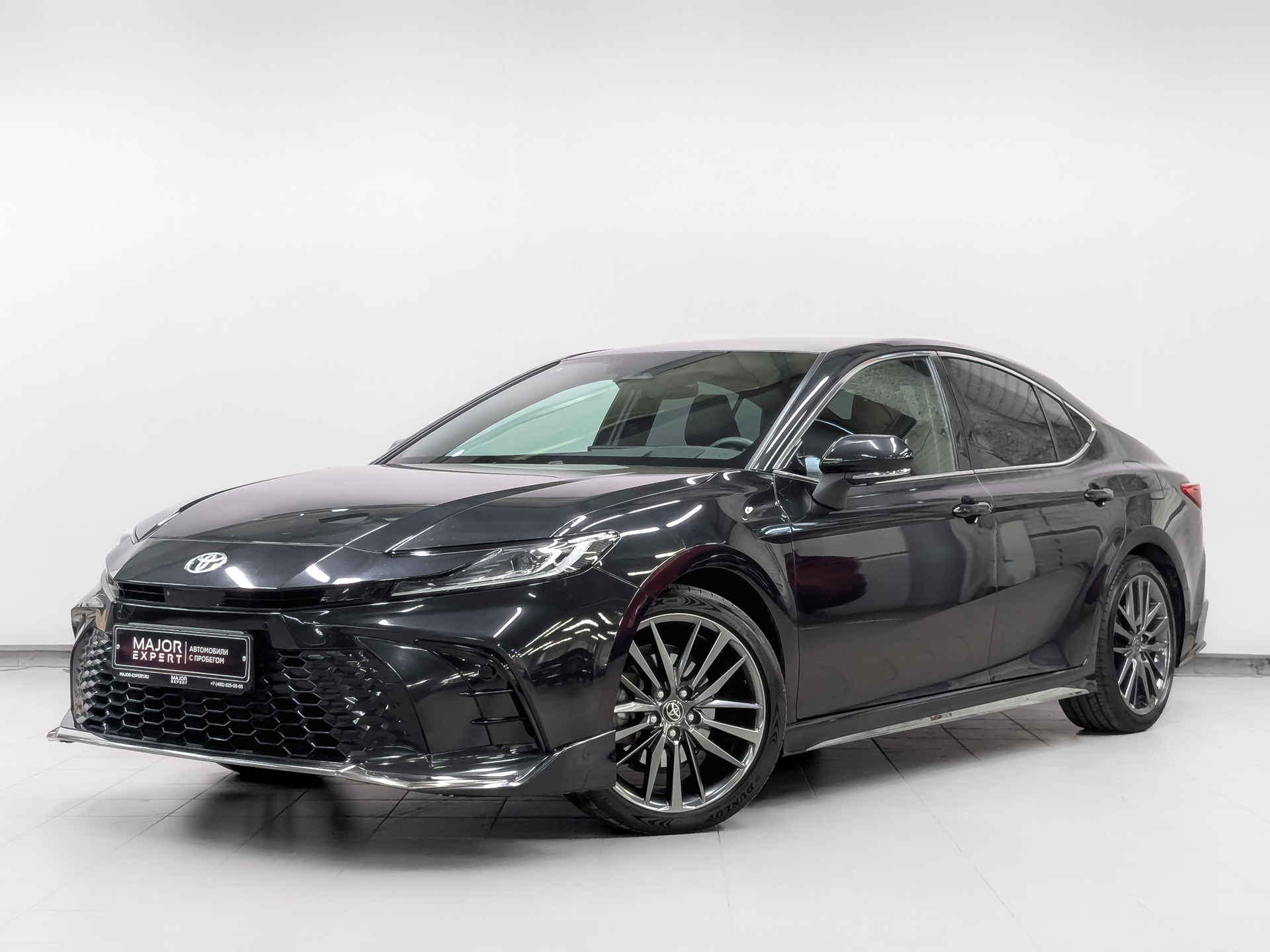 TOYOTA Camry 2.00 (197 л.с), автомат, 2025, пробег 21 591 км