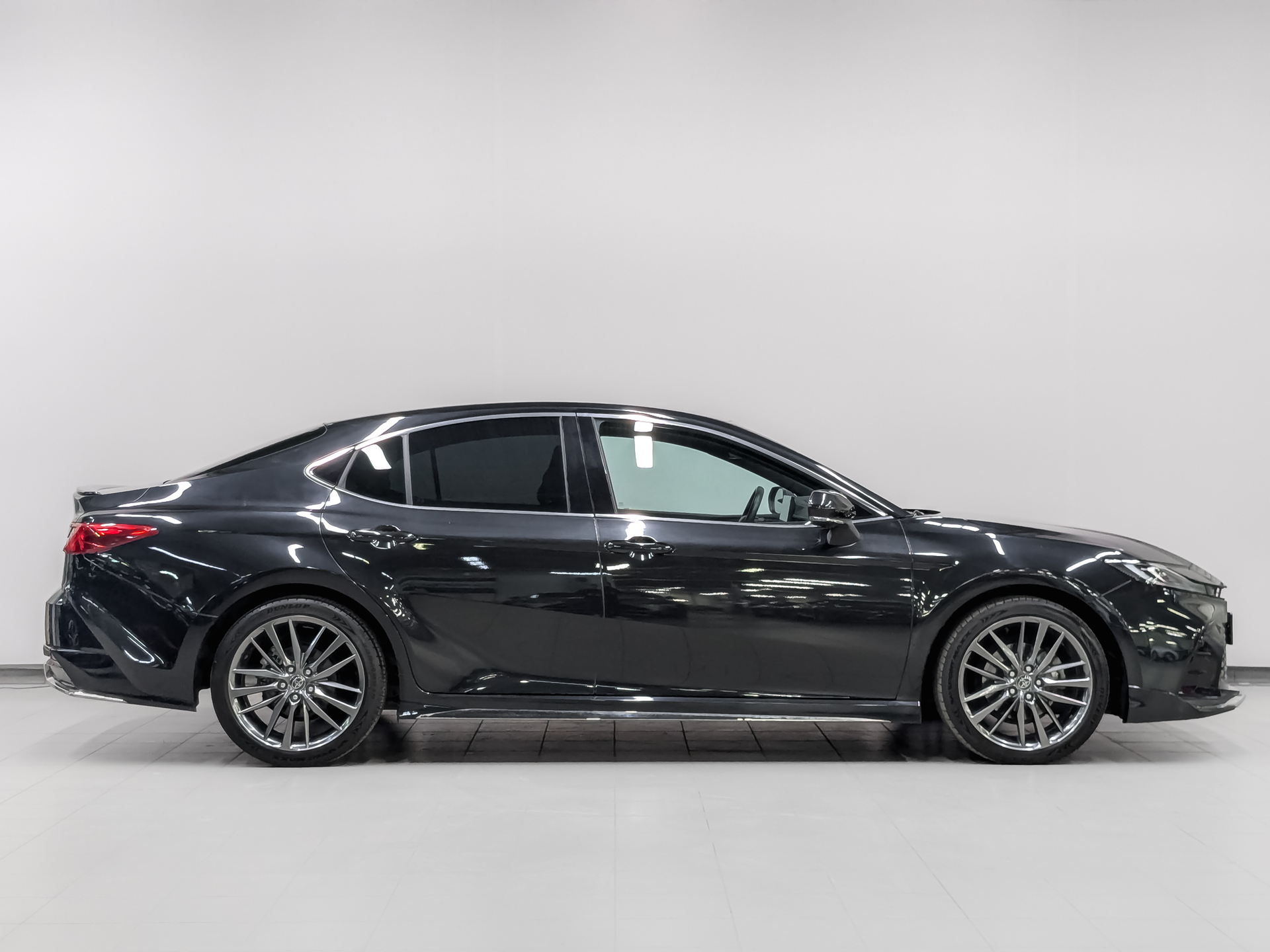 TOYOTA Camry 2.00 (197 л.с), автомат, 2025, пробег 21 591 км