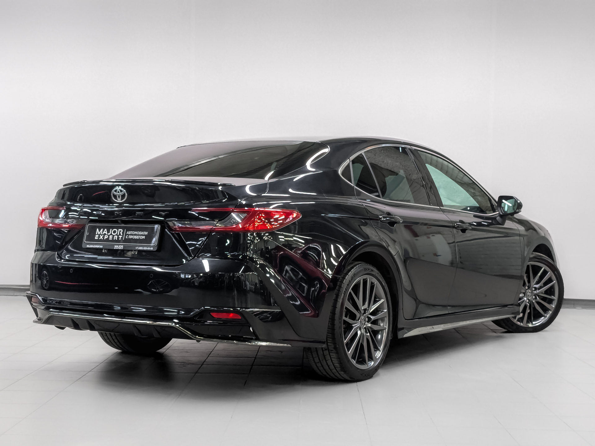TOYOTA Camry 2.00 (197 л.с), автомат, 2025, пробег 21 591 км