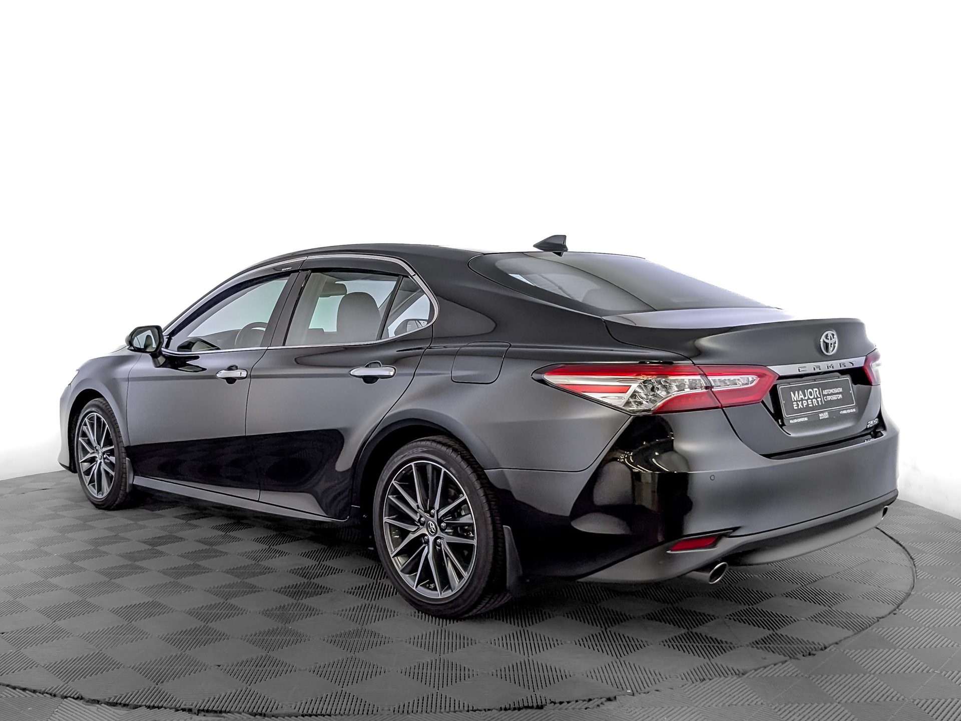 TOYOTA Camry 2.50 (207 л.с), автомат, 2023, пробег 29 236 км