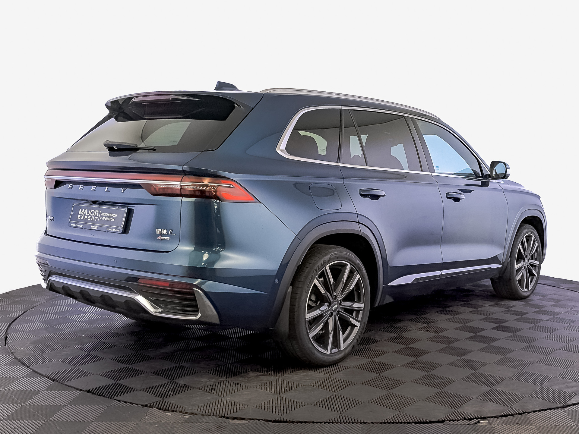 GEELY Xingyue L (Monjaro) 2.00 (238 л.с), автомат, 2023, пробег 96 950 км