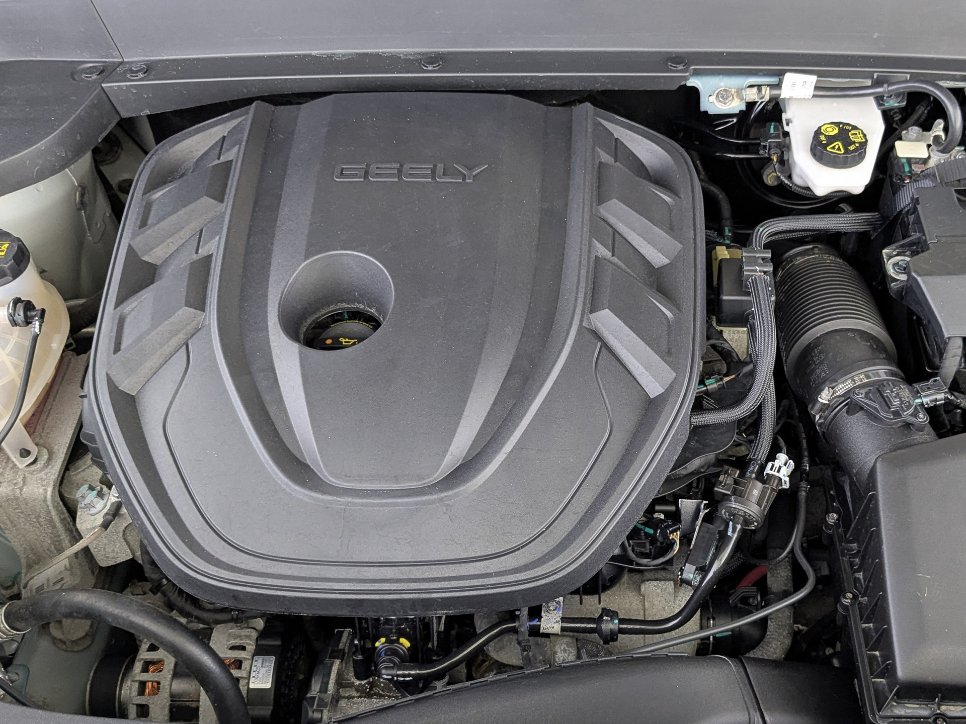 GEELY Xingyue L (Monjaro) 2.00 (238 л.с), автомат, 2023, пробег 96 950 км