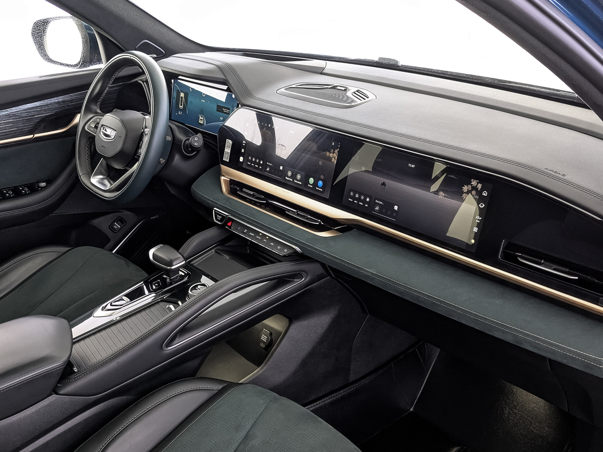 GEELY Xingyue L (Monjaro) 2.00 (238 л.с), автомат, 2023, пробег 96 950 км