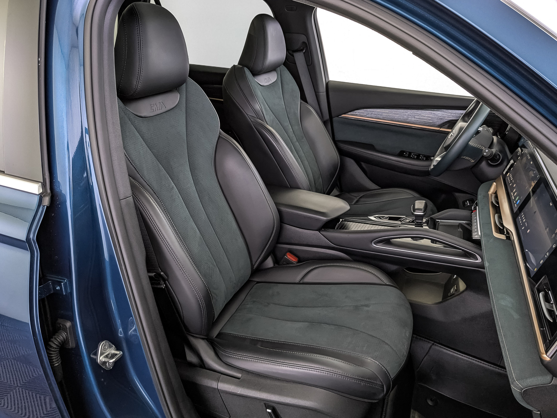 GEELY Xingyue L (Monjaro) 2.00 (238 л.с), автомат, 2023, пробег 96 950 км