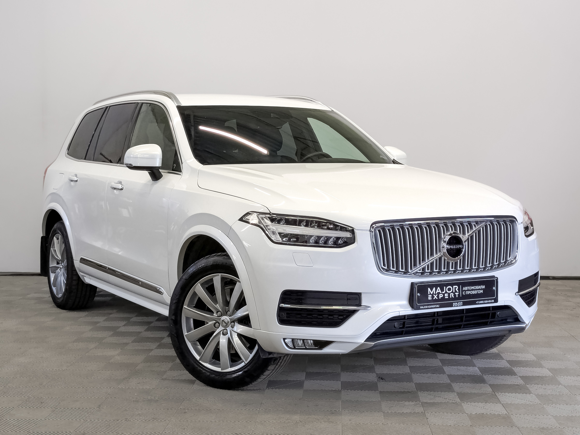 VOLVO XC90 2.00 (249 л.с), автомат, 2018, пробег 59 262 км