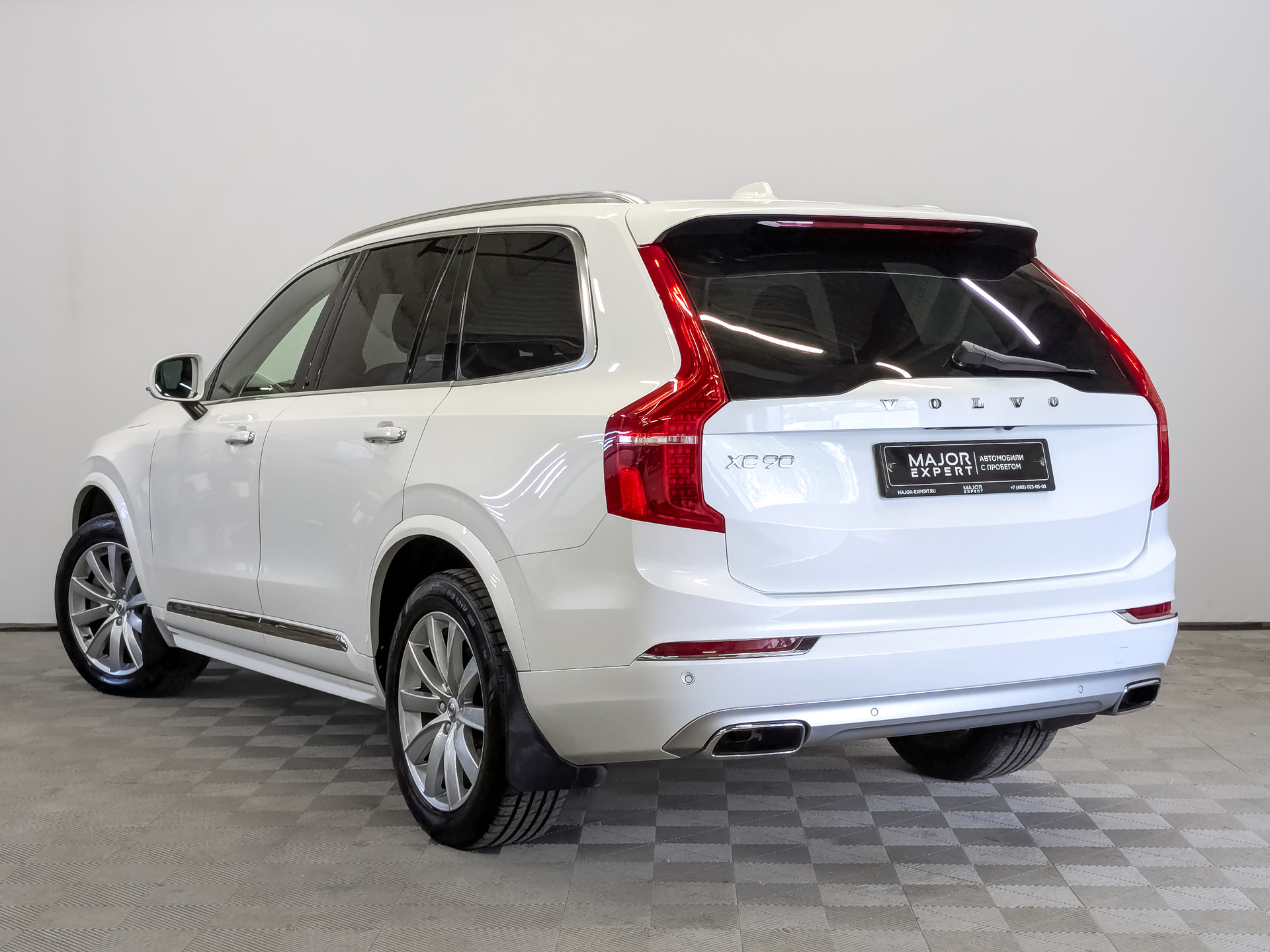 VOLVO XC90 2.00 (249 л.с), автомат, 2018, пробег 59 262 км